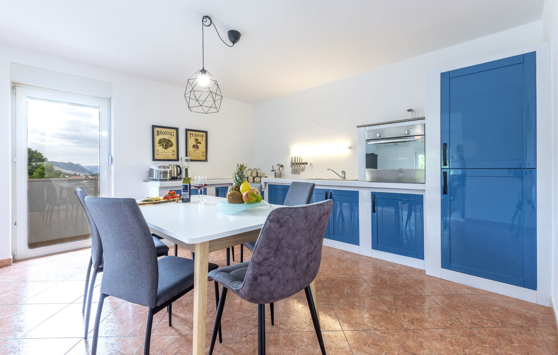 House Anavi V9341-K1