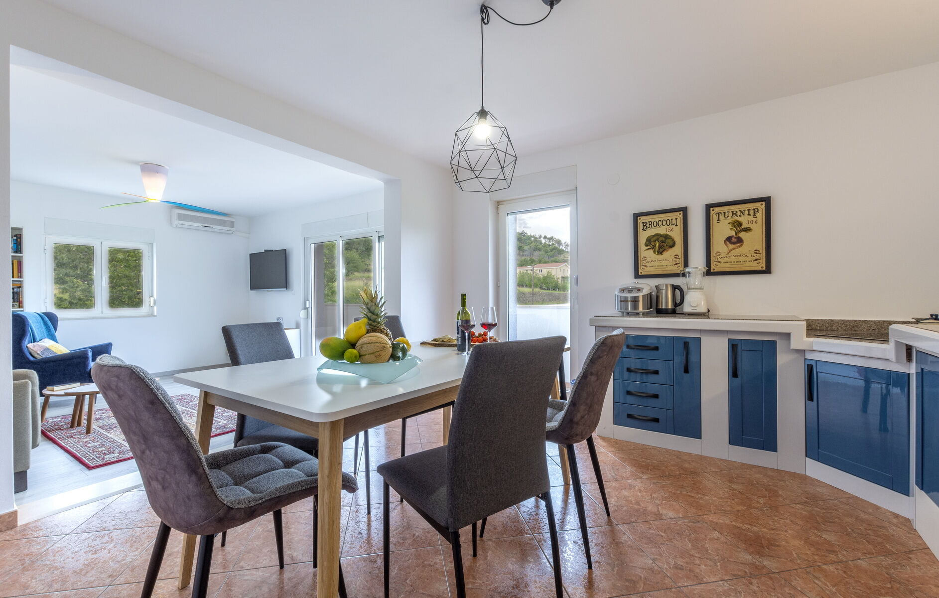 House Anavi V9341-K1