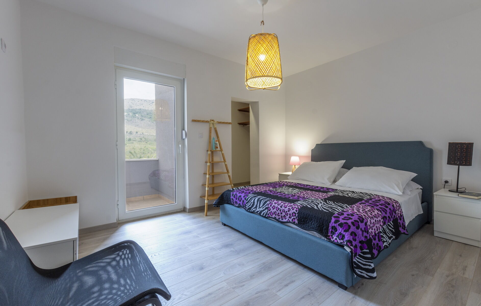 House Anavi V9341-K1