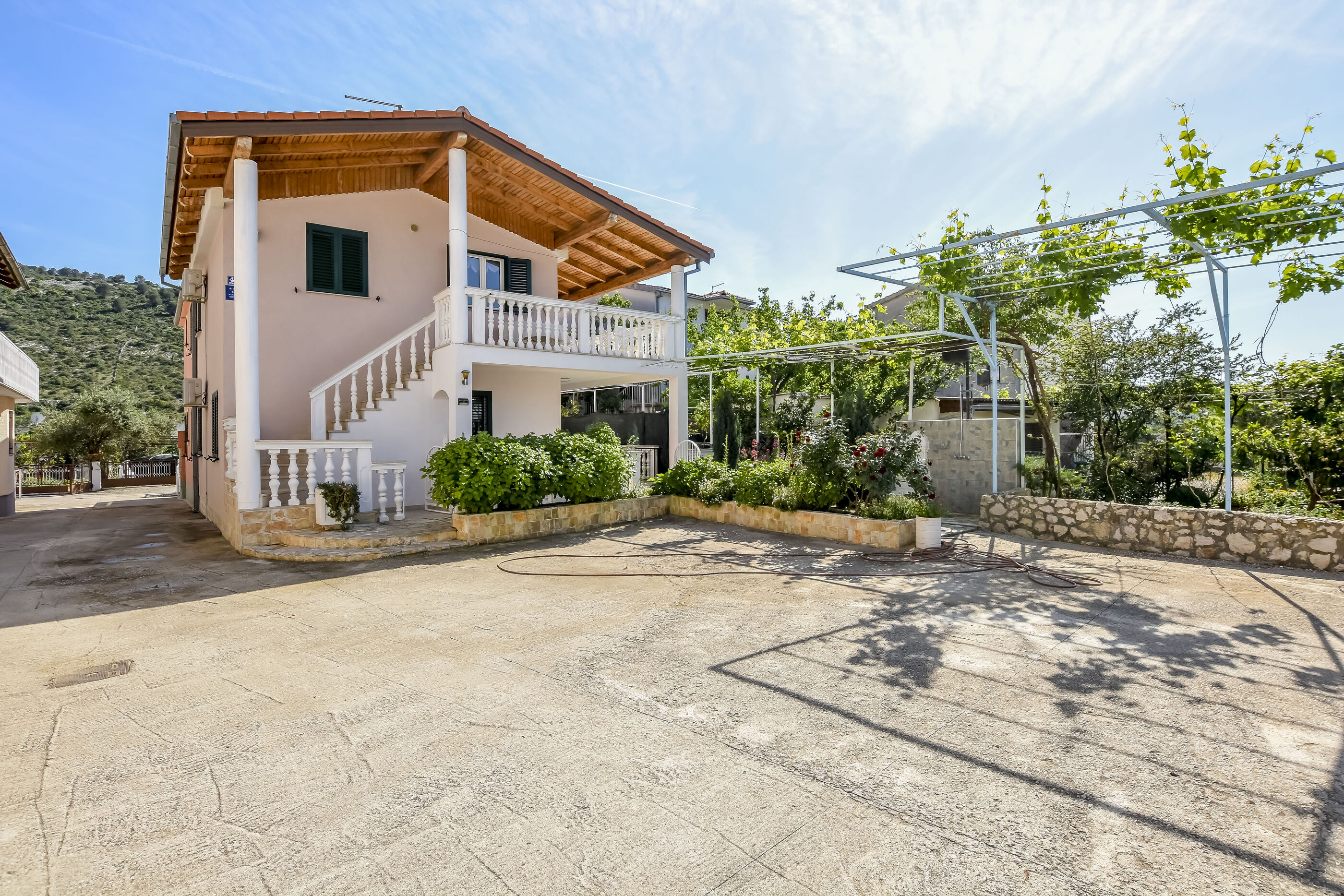 House Lucija 28841-K1