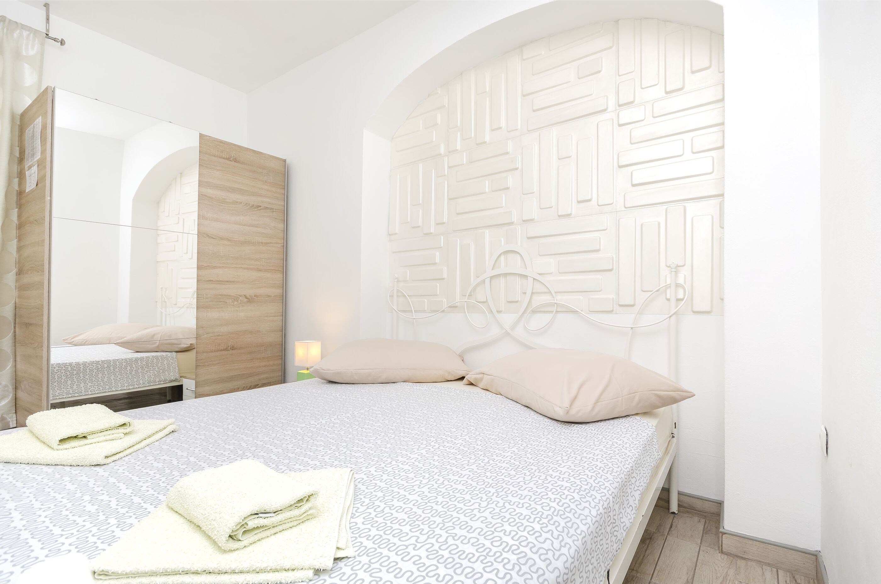 Apartments and Room Take it easy 85111-A1
