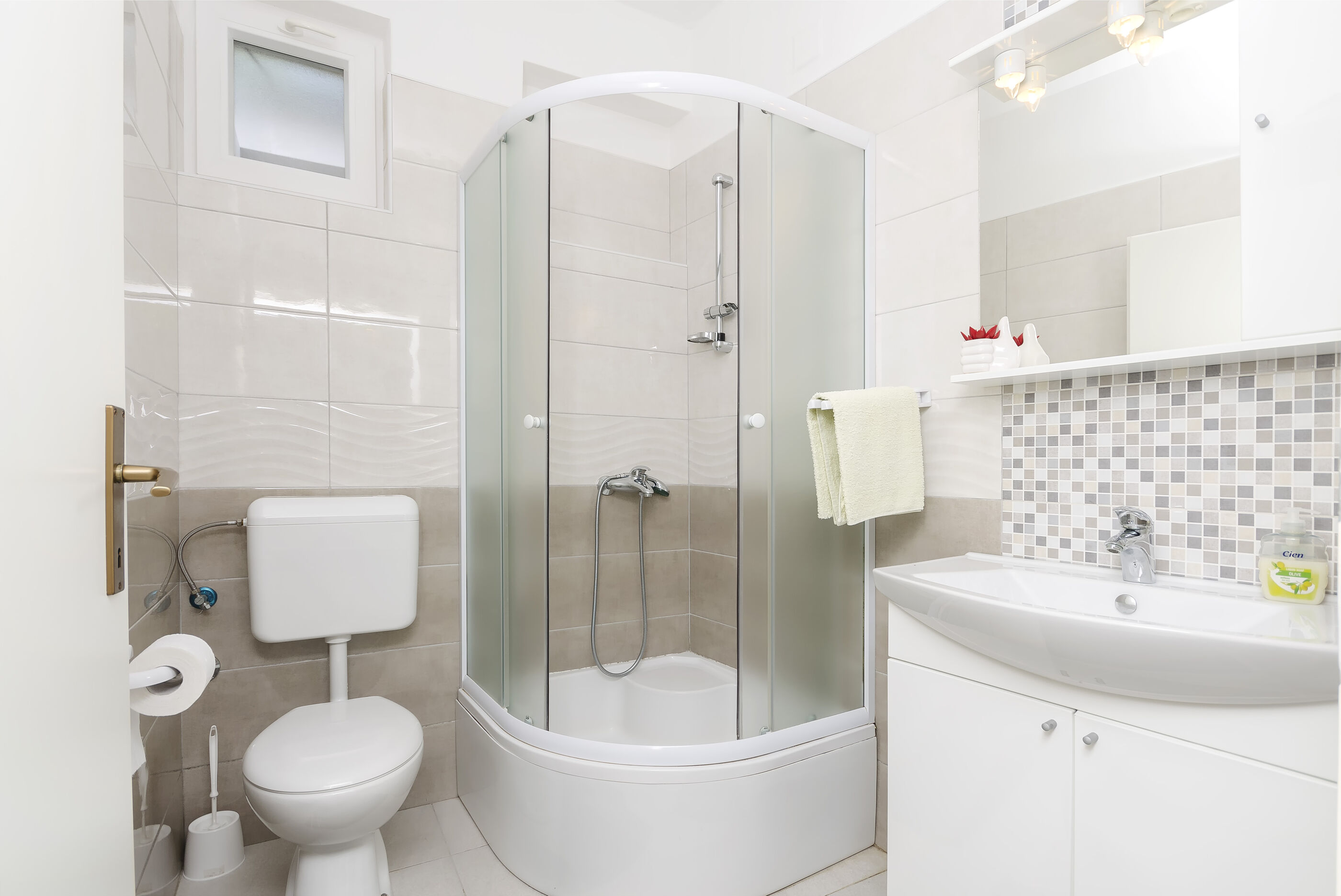 Apartments and Room Take it easy 85111-A1