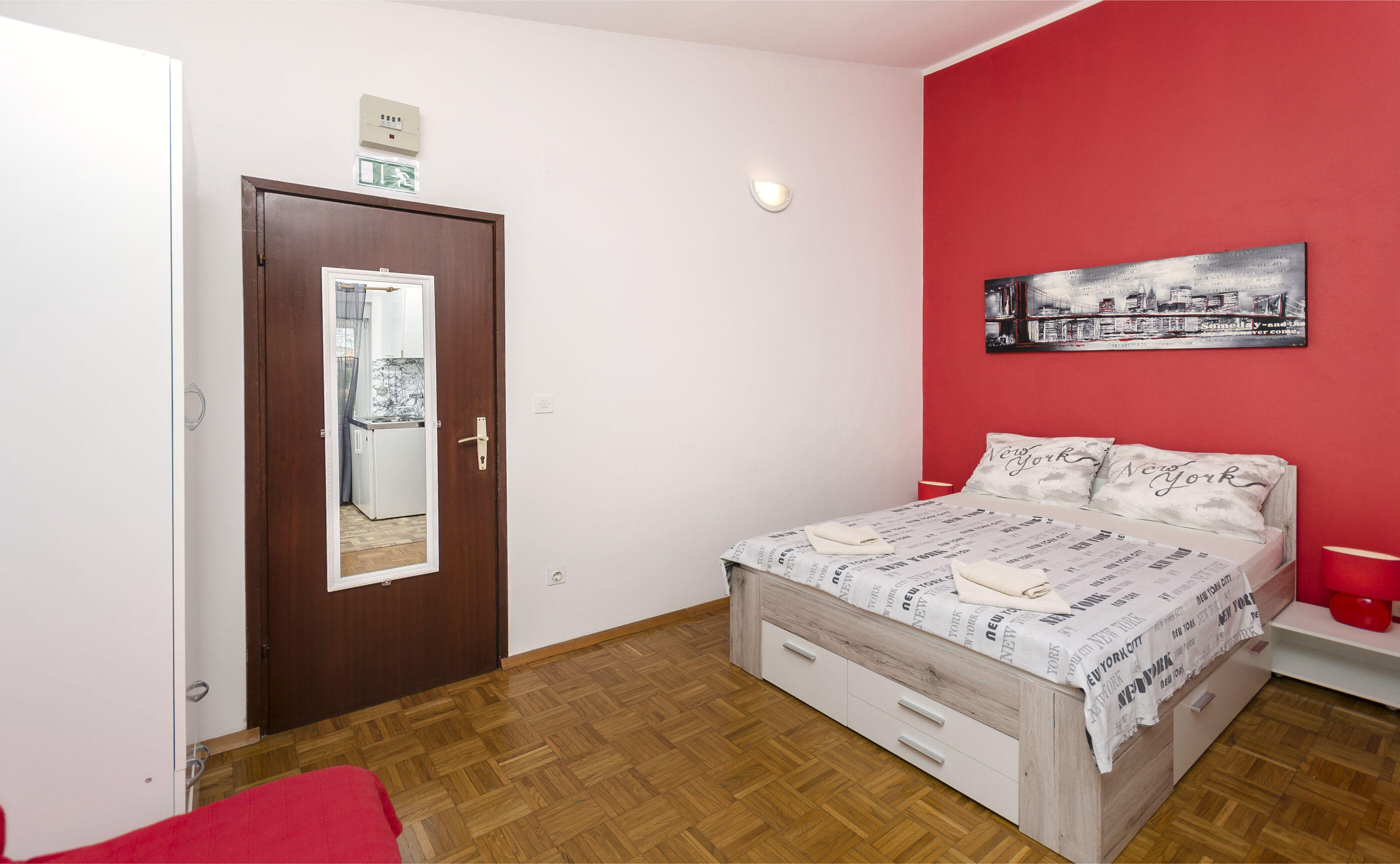 Apartments and Room Take it easy 85111-A2