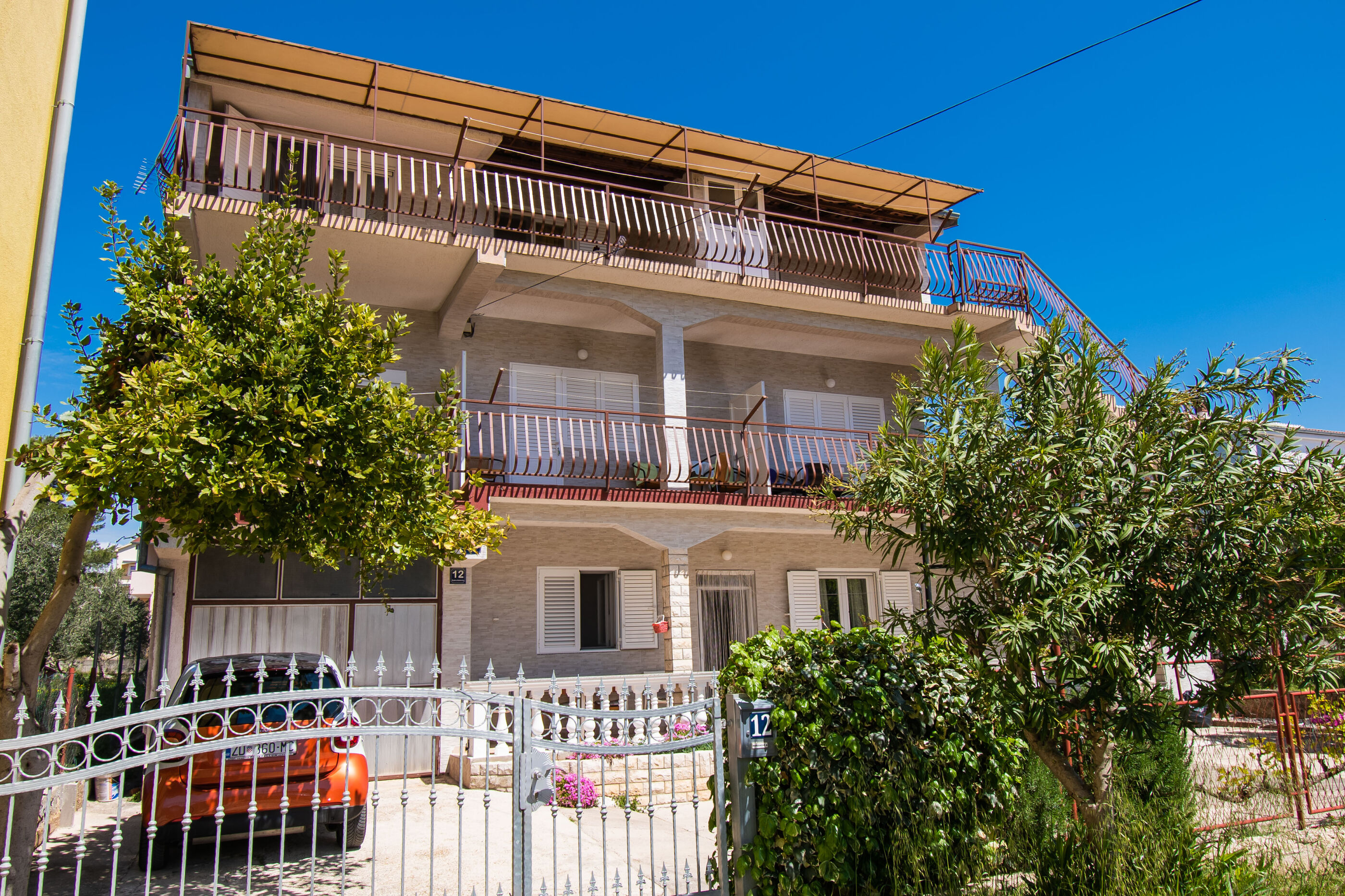 Apartmani Dijana A2