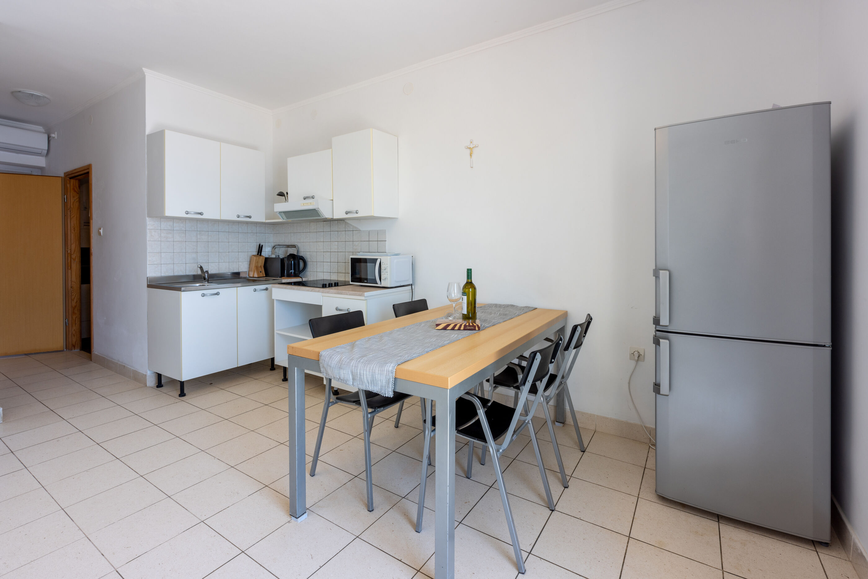 Apartments Marinko 80231-A2