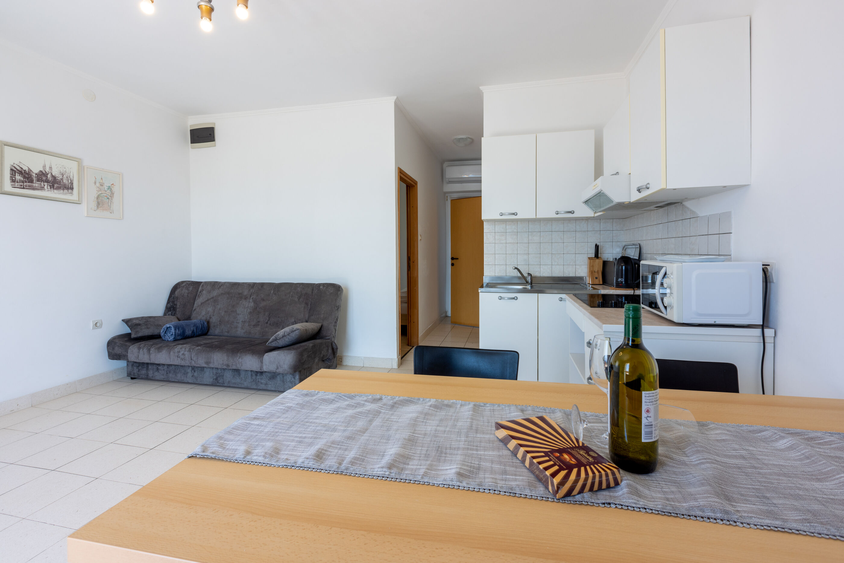 Apartments Marinko 80231-A2