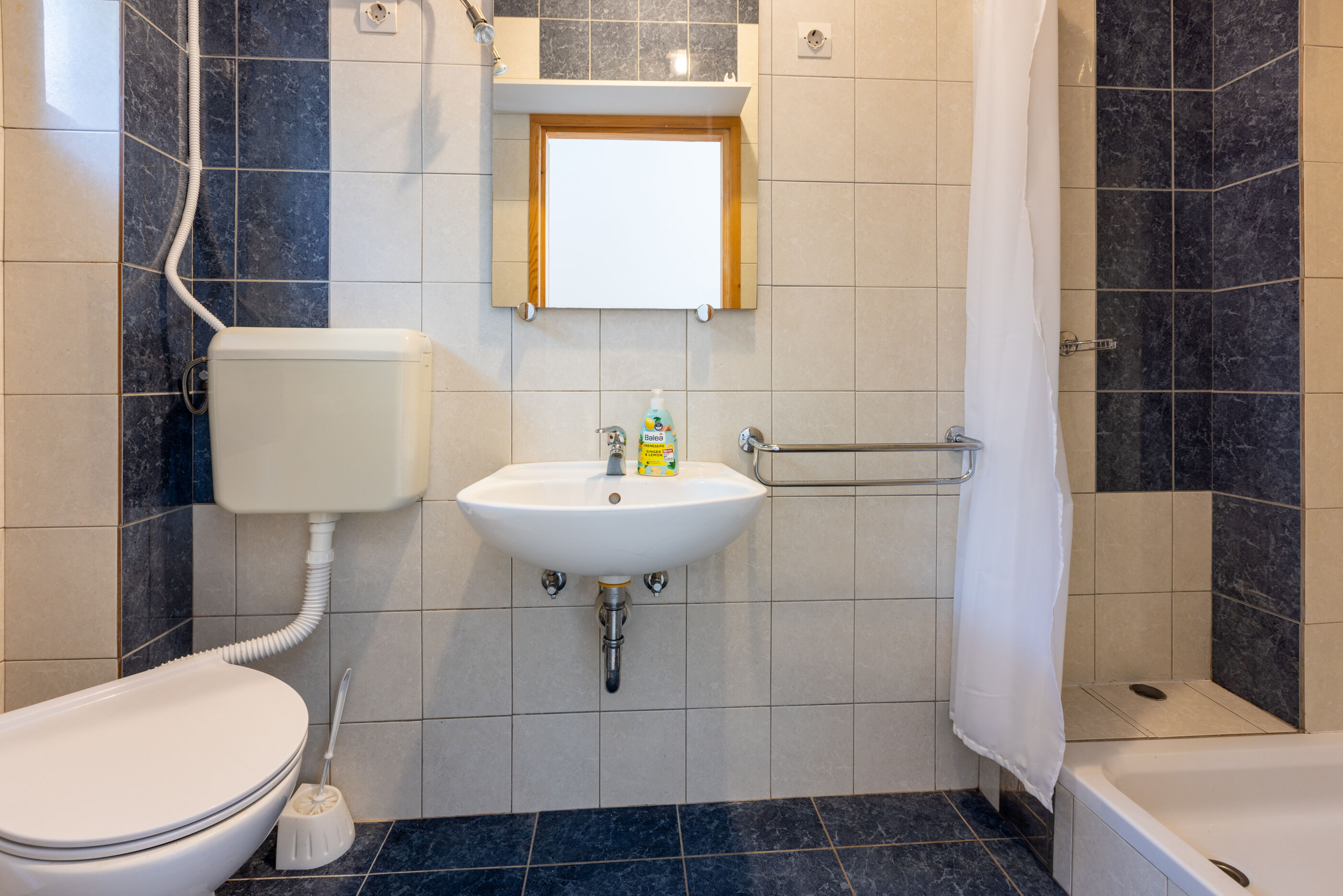 Apartments Marinko 80231-A2