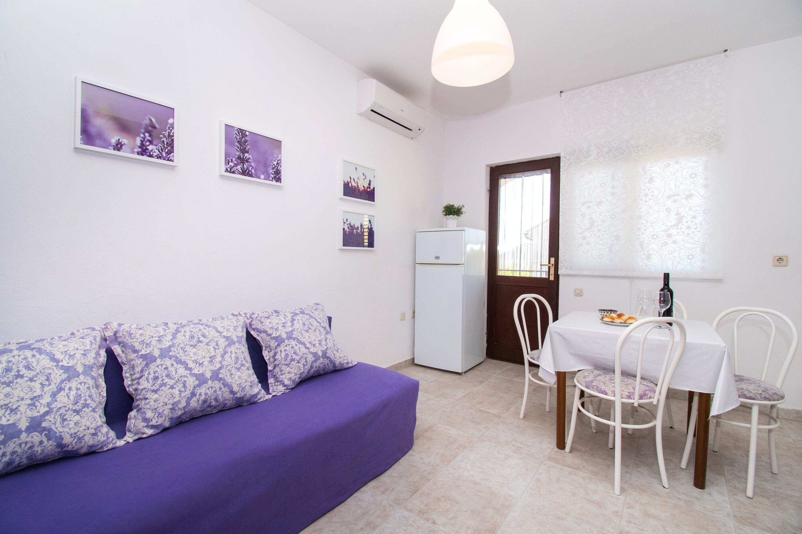 Apartments Dijana 84331-A1
