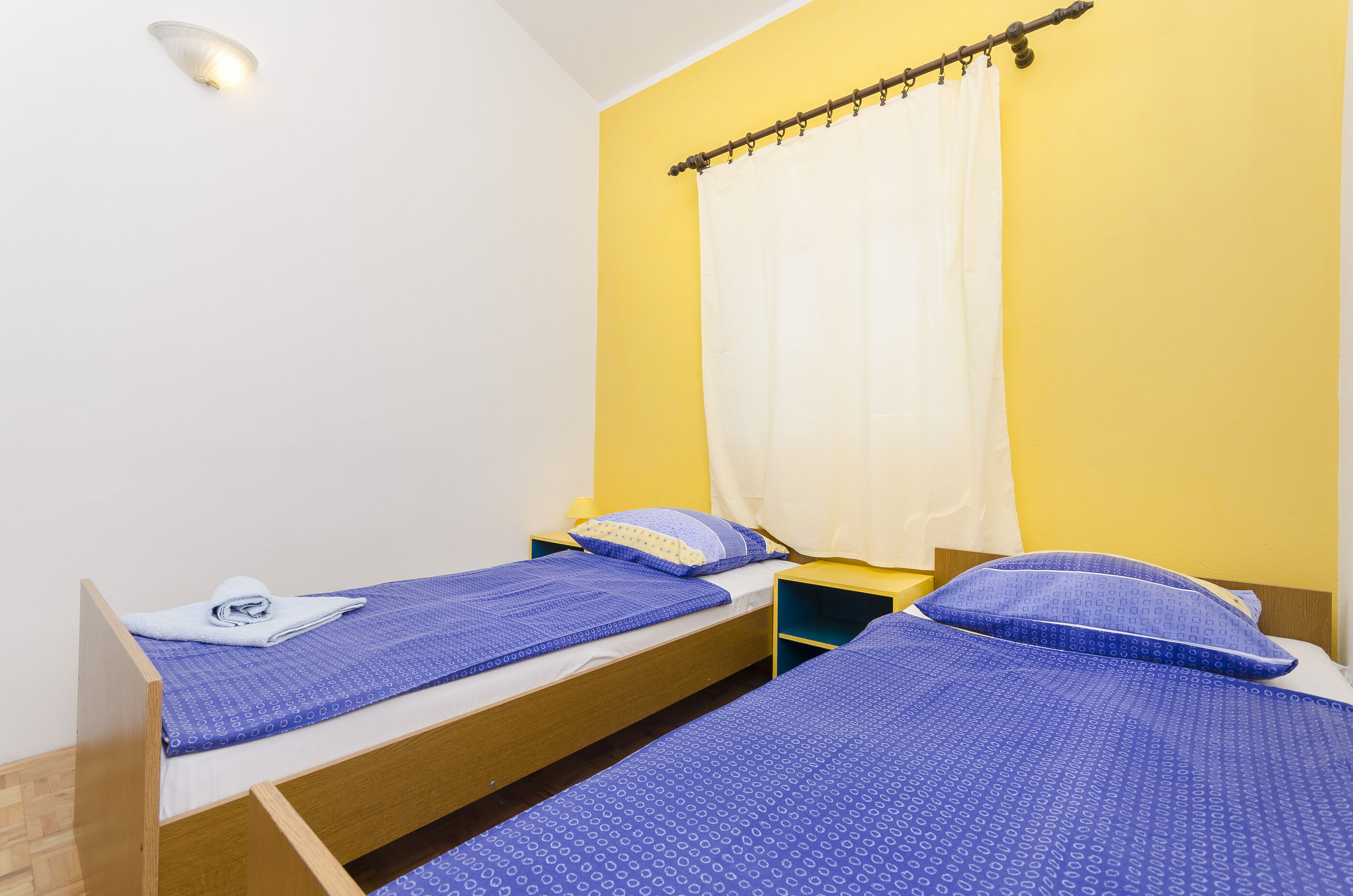 Apartments and Room Lotus 80832-A1