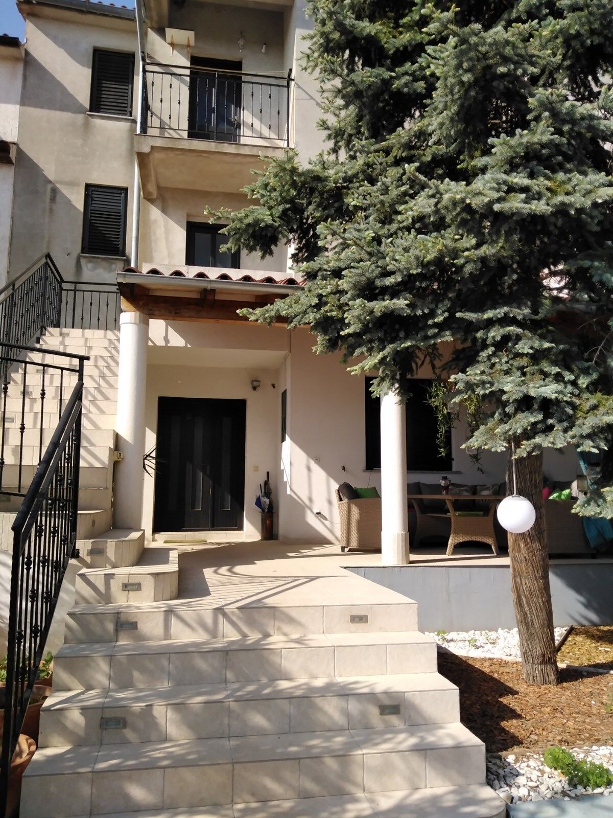 House Orbanin 74194-A2