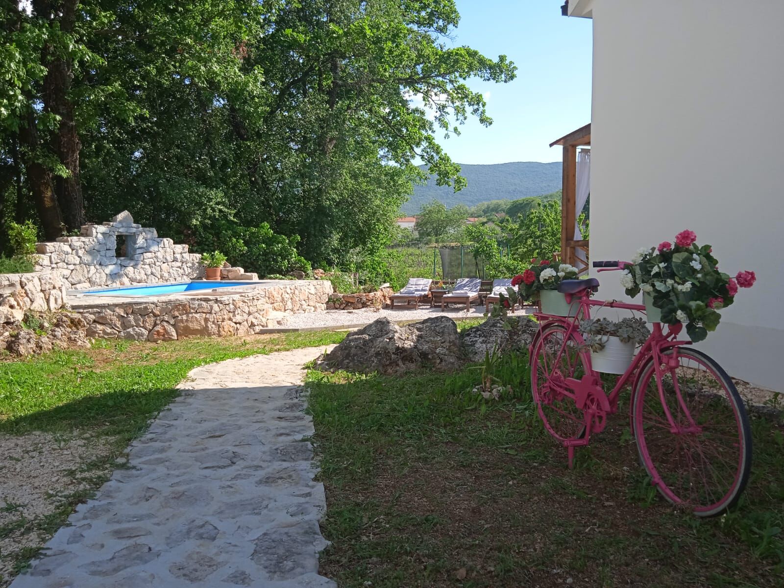 House Mali dvori 81161-K1