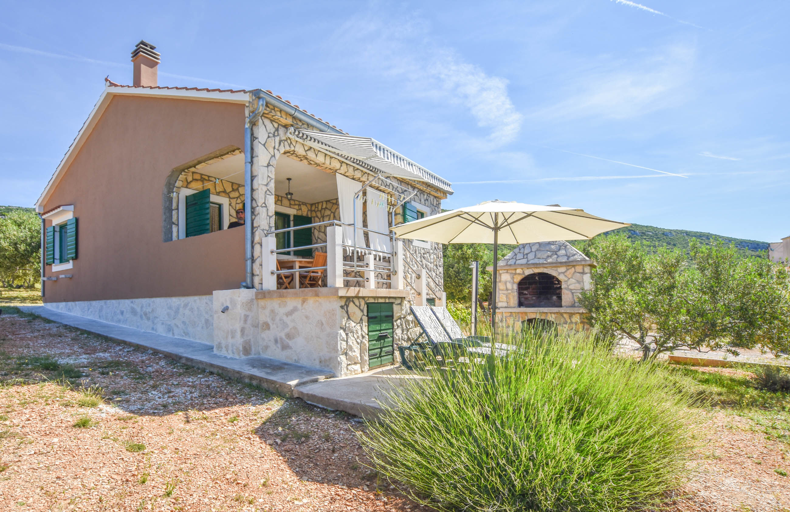 House Oliver 55651-K1