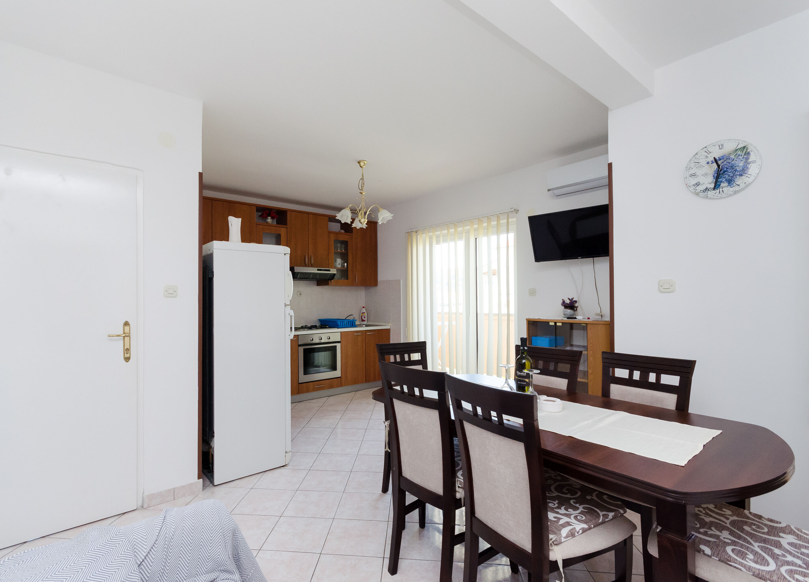 Apartments and Room Sime M 88311-A1