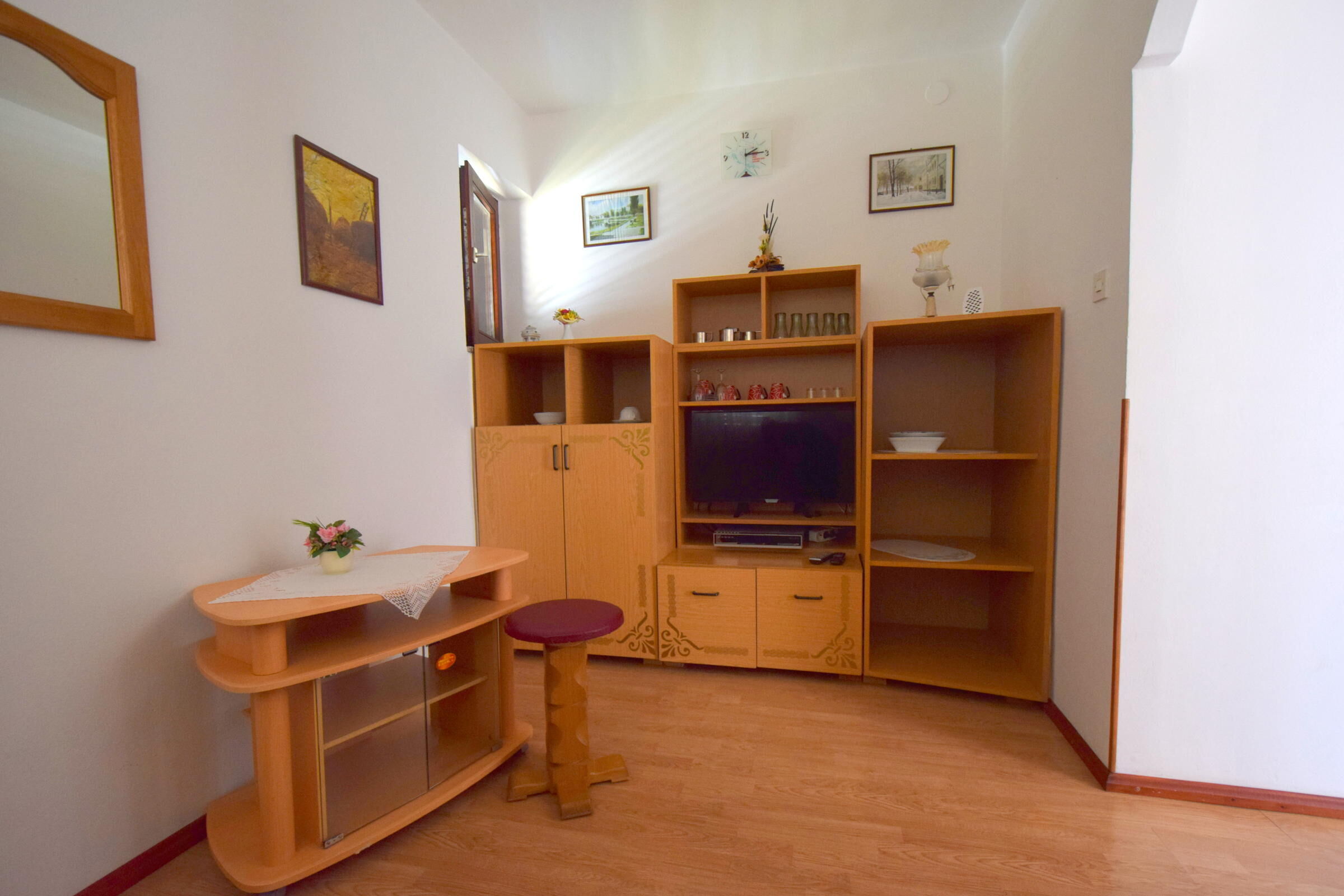 Apartments Jole 62061-A2