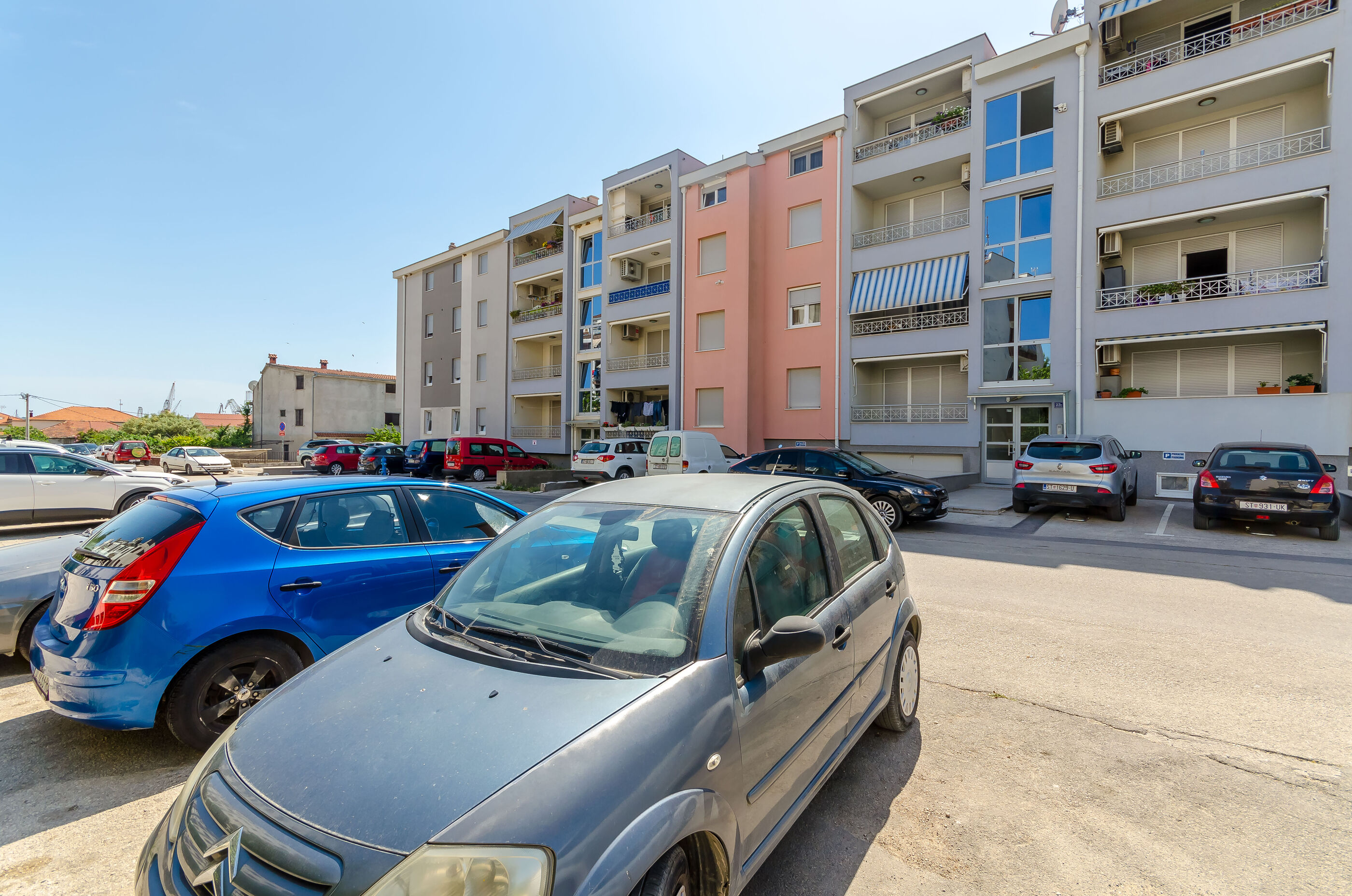 Apartment Dora 87611-A1