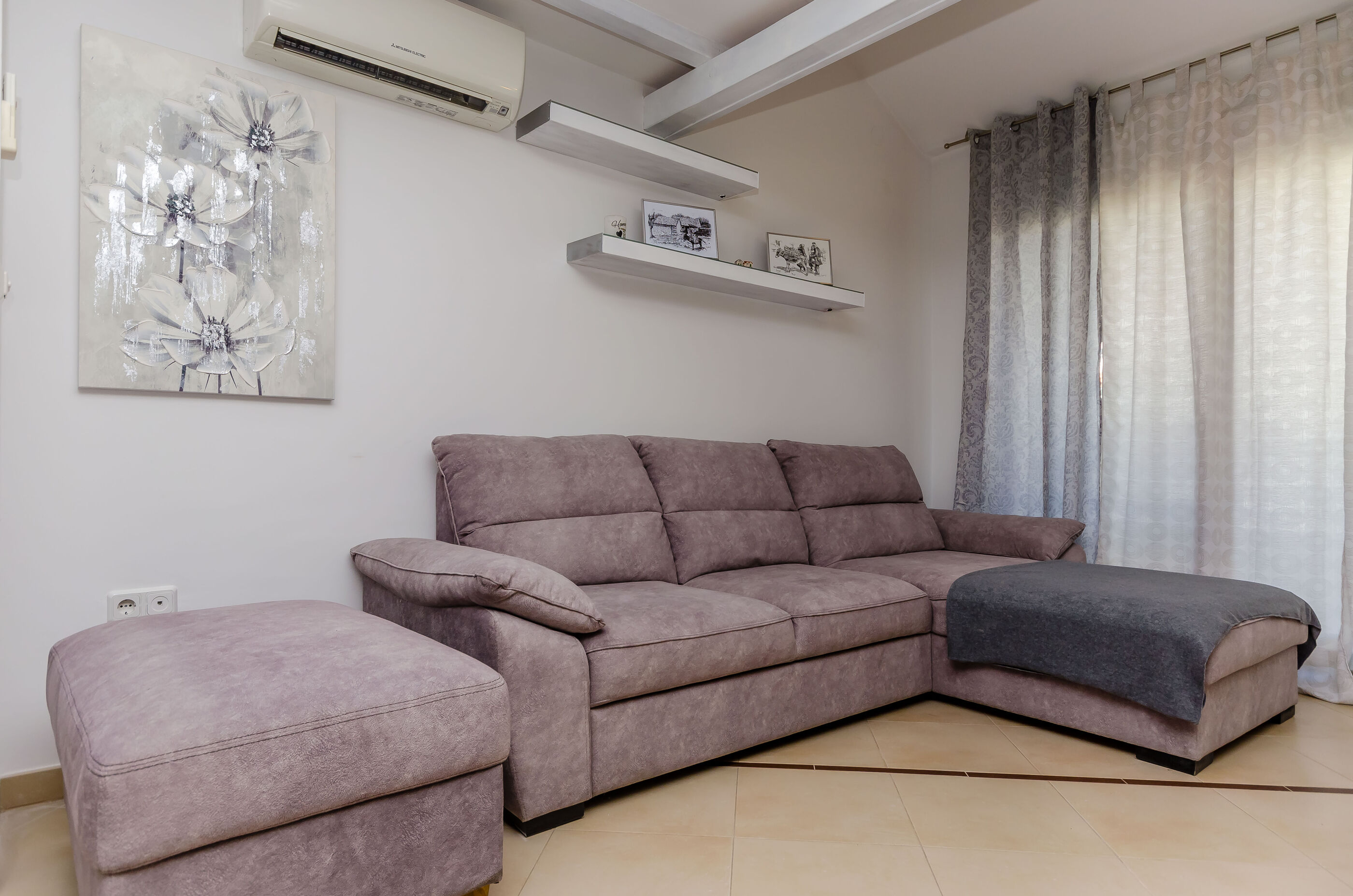 Apartment Dora 87611-A1