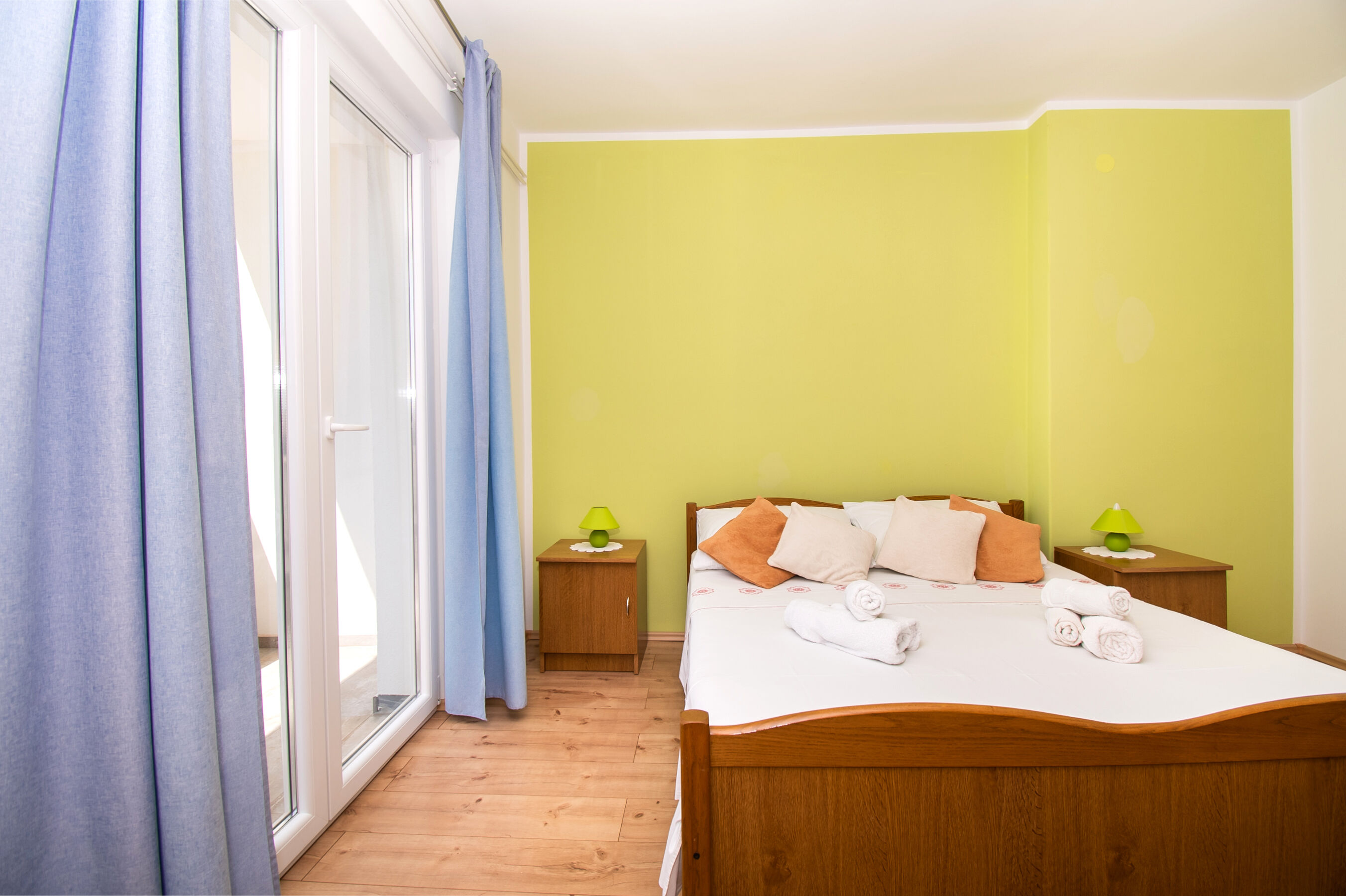 Apartments Rosanda 11371-A1
