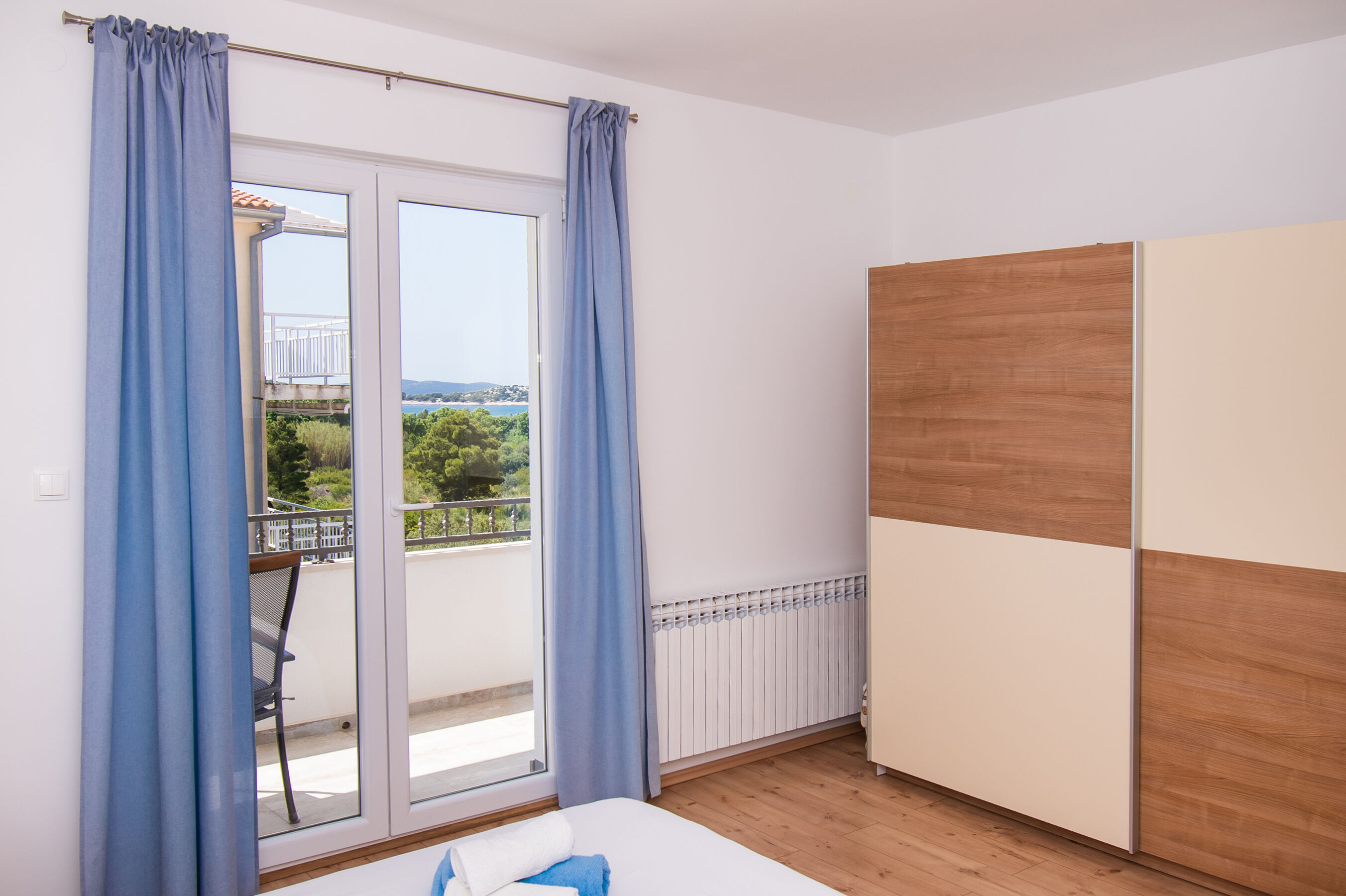 Apartments Rosanda 11371-A1