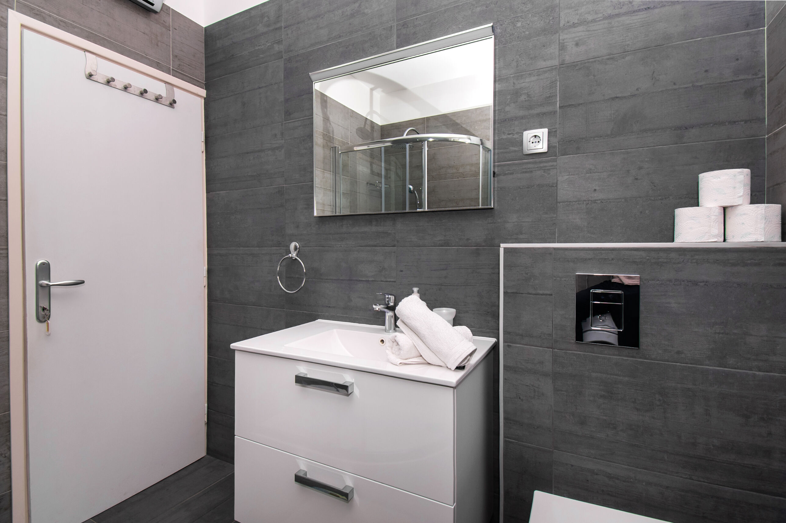 Apartments Rosanda 11371-A1