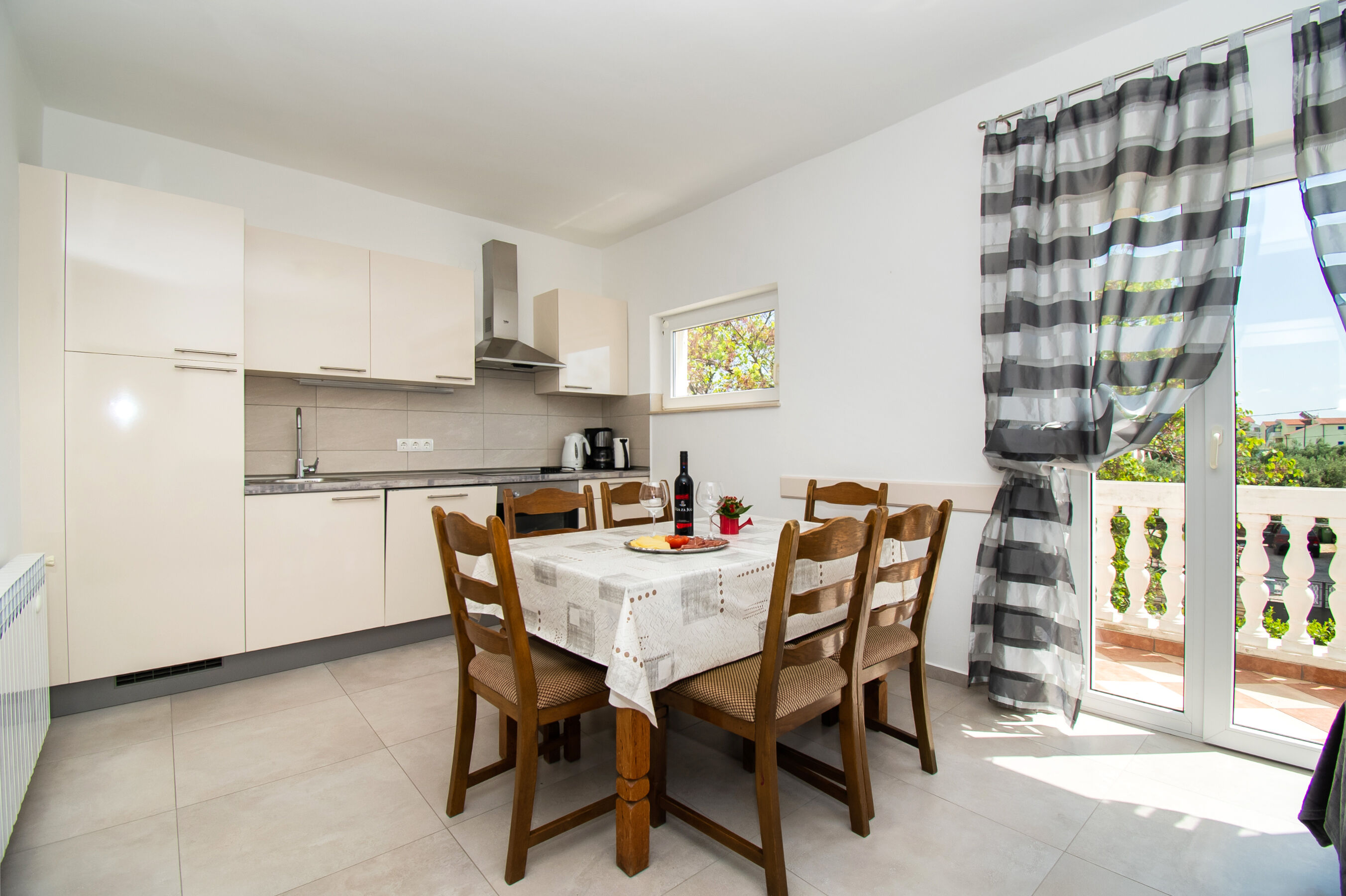 Apartments Rosanda 11371-A1