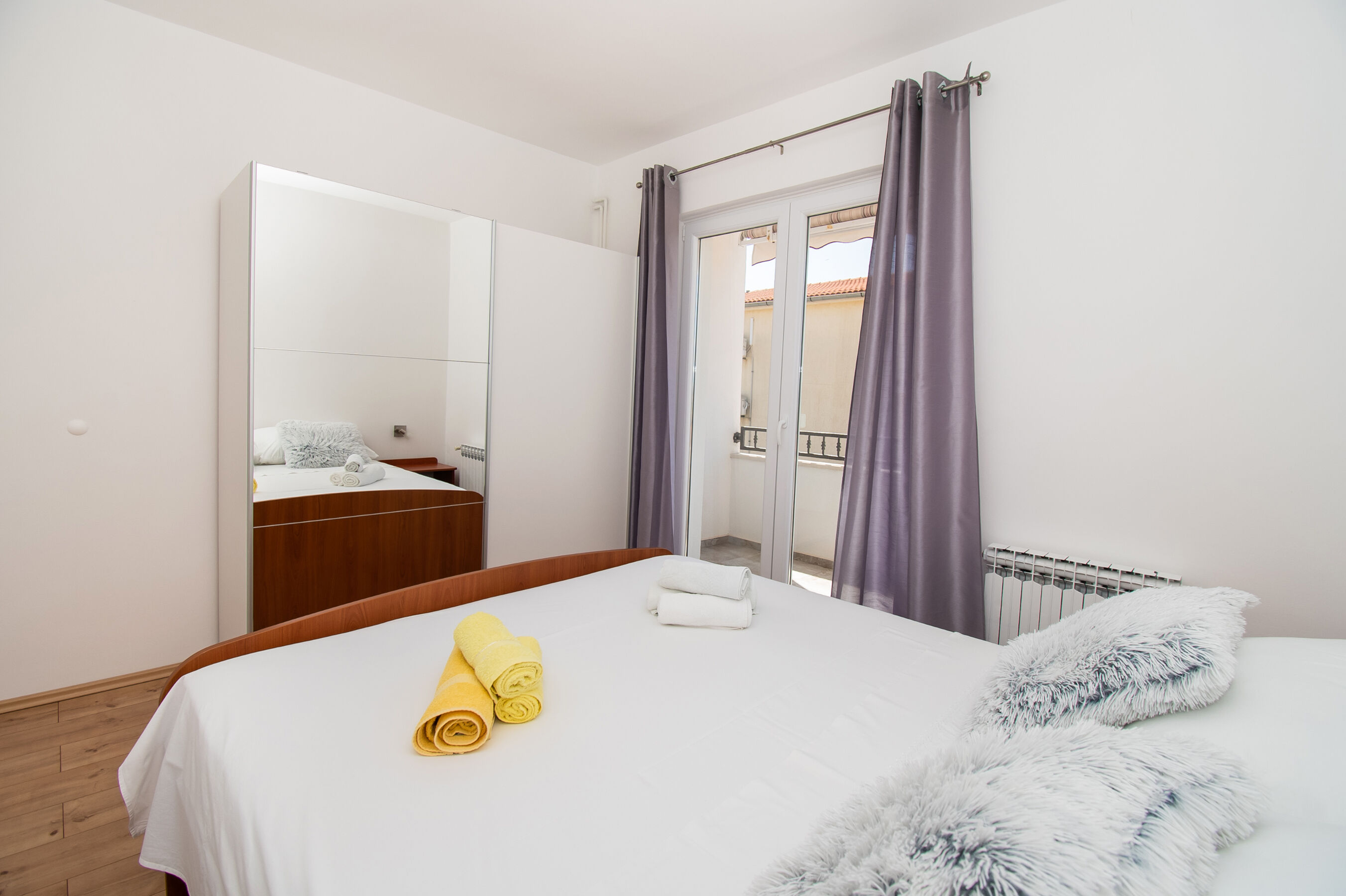 Apartments Rosanda 11371-A2