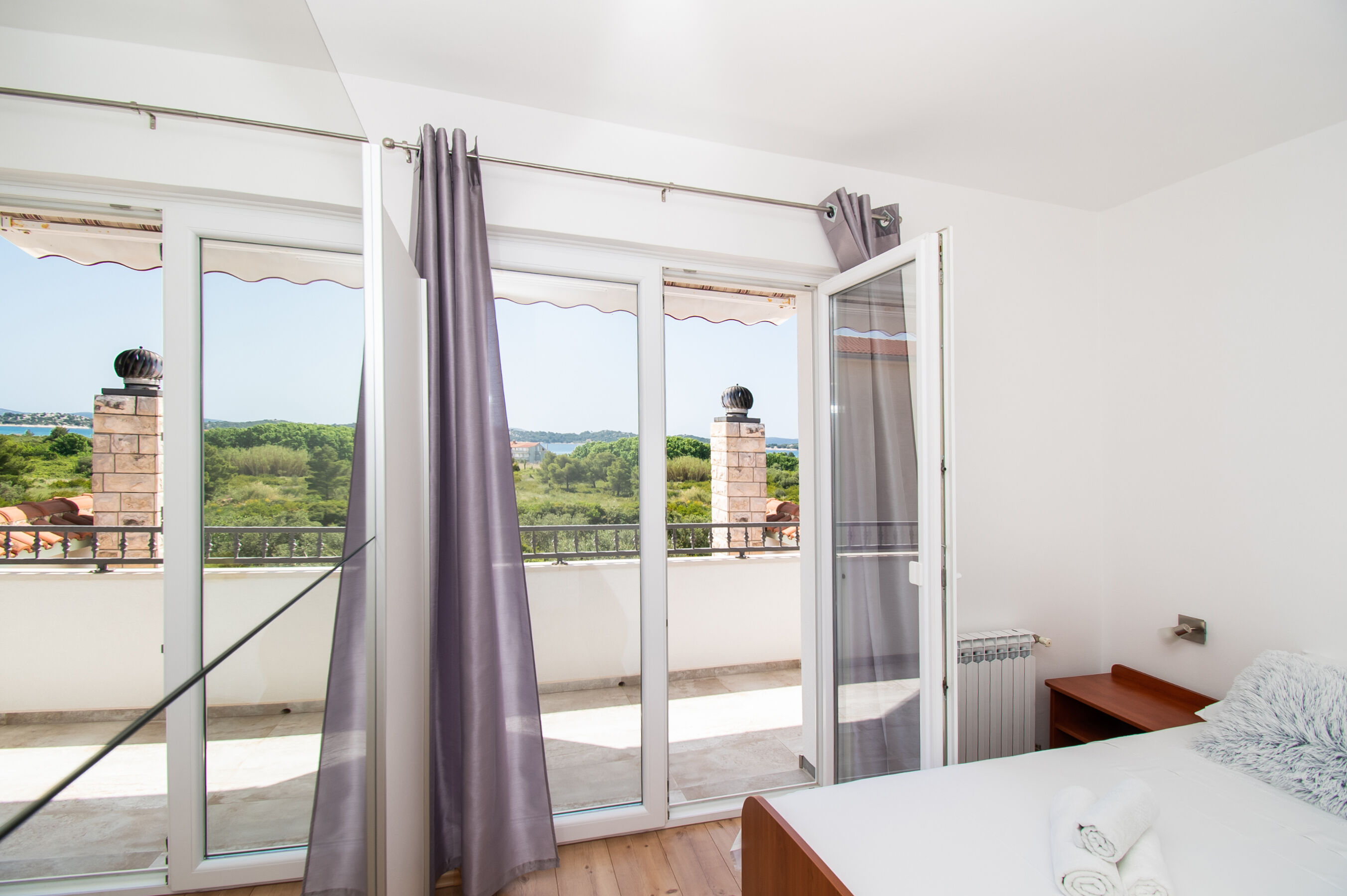 Apartments Rosanda 11371-A2