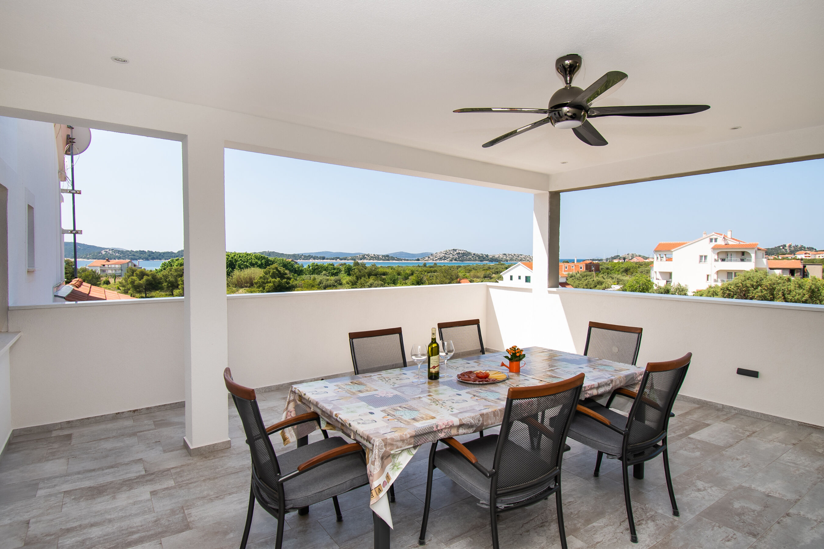 Apartments Rosanda 11371-A2