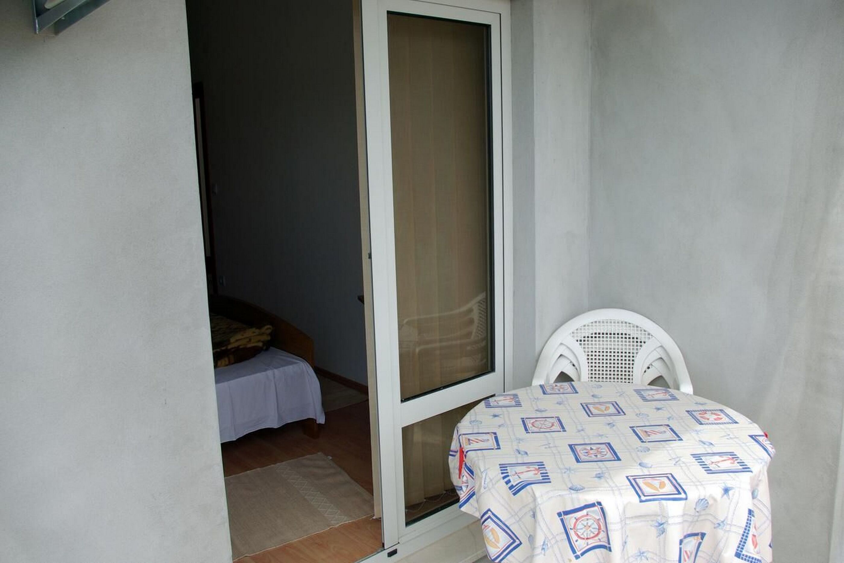Apartments Ljiljana 70141-A1