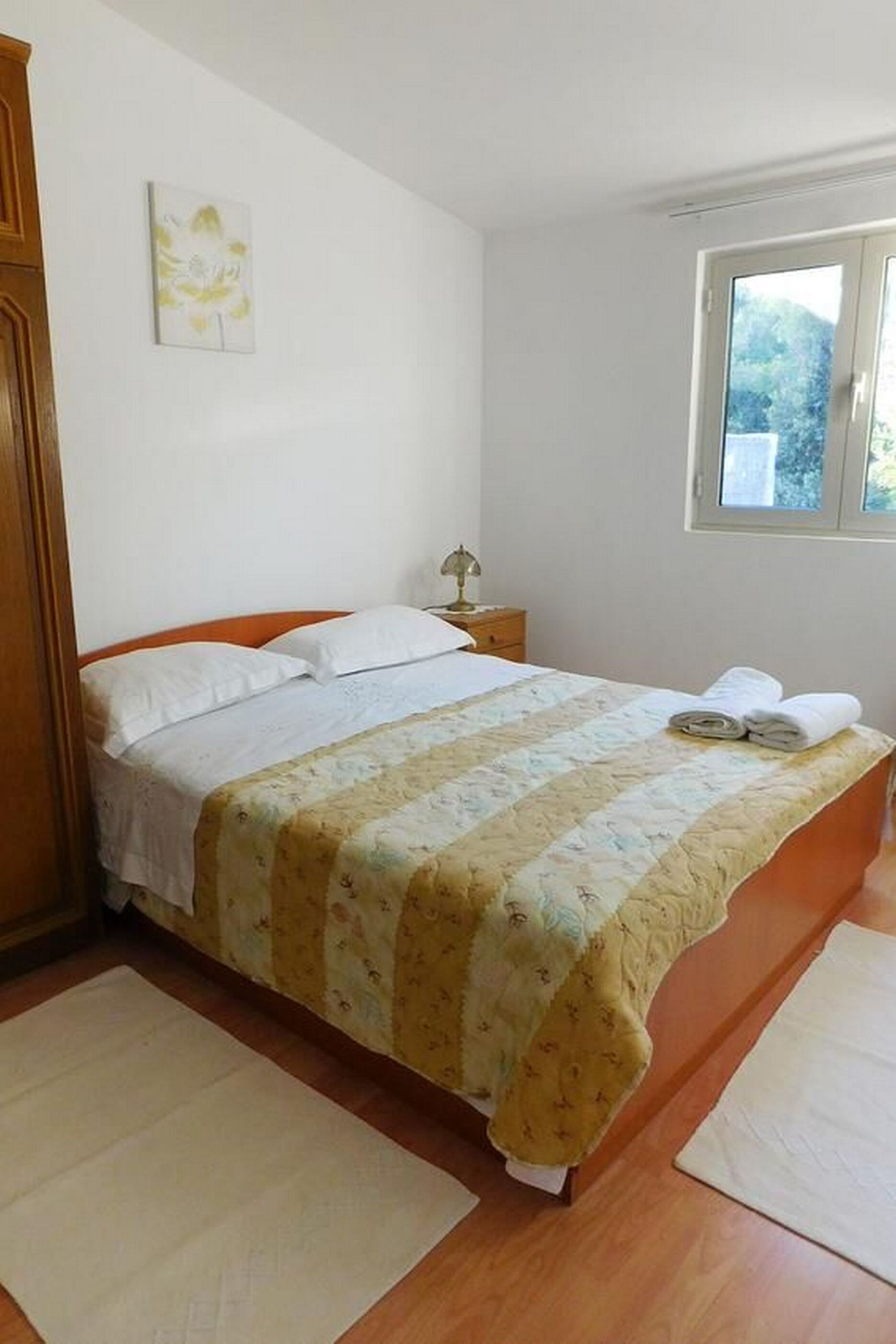 Apartments Ljiljana 70141-A1