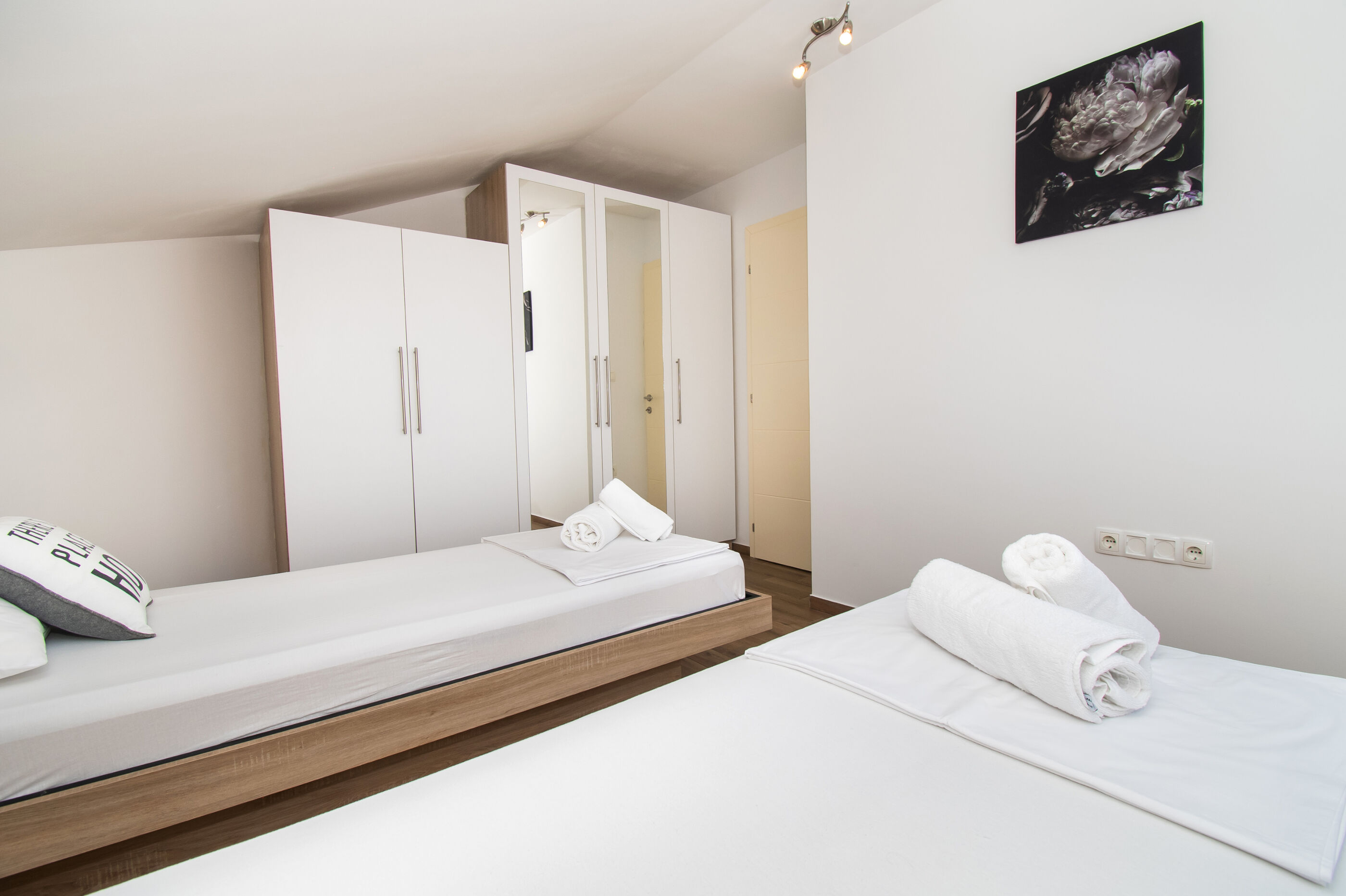 Apartments Luka i Toni 82281-A2
