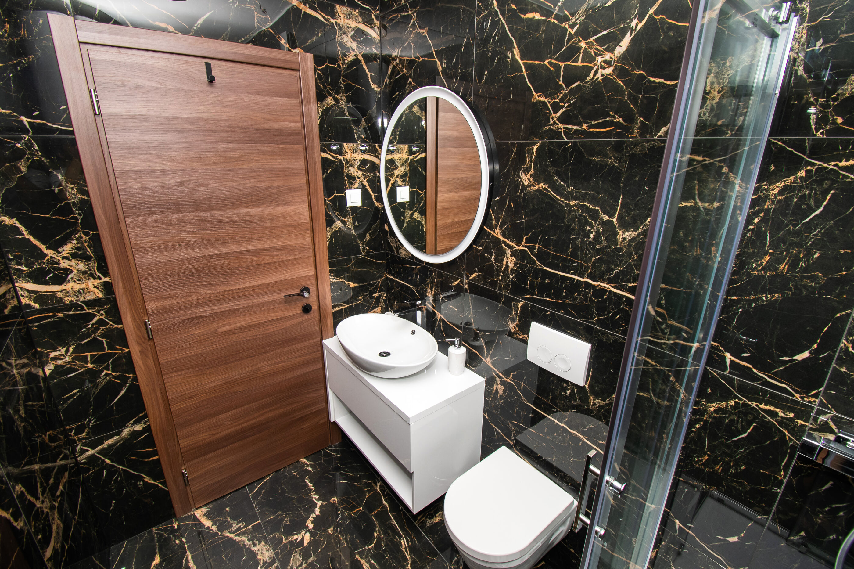 Apartments Luxury Golden Suites 89151-A5