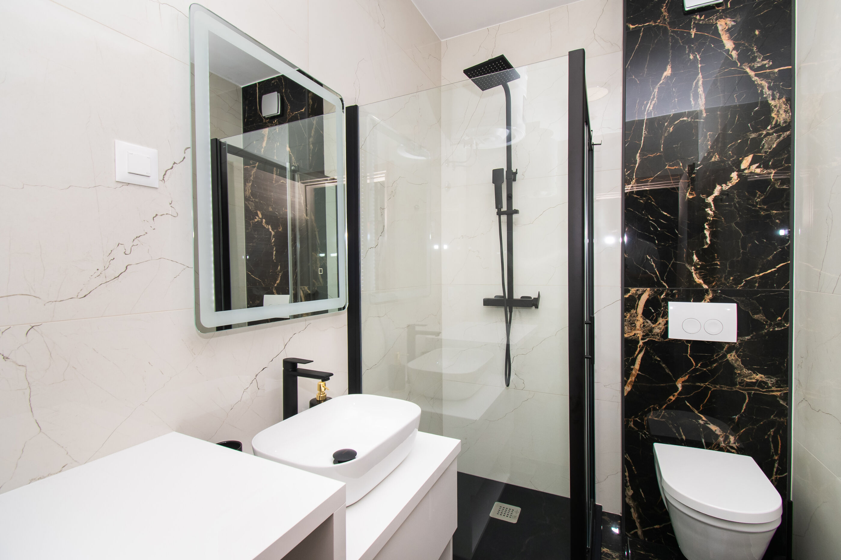 Apartments Luxury Golden Suites 89151-A6