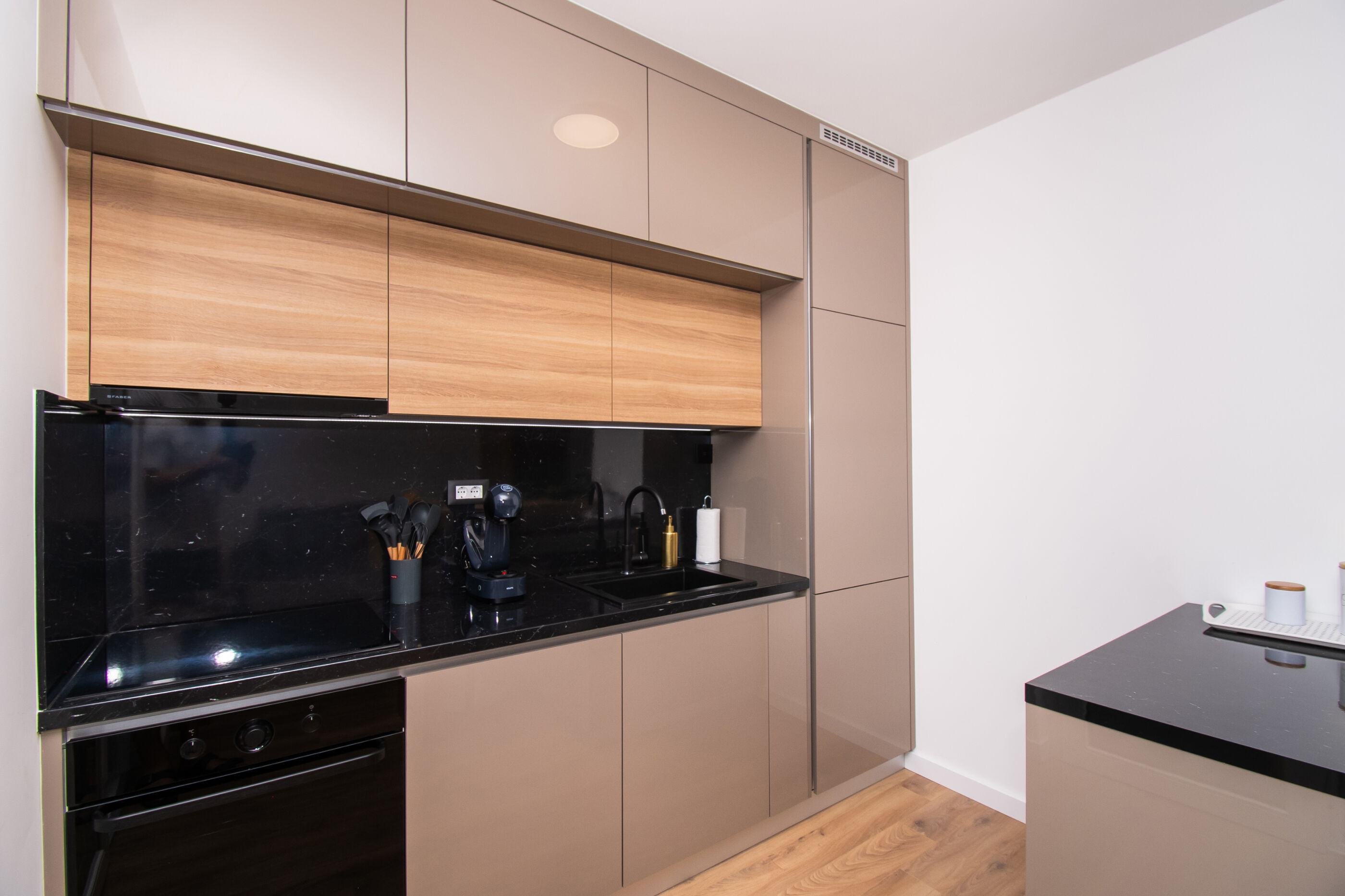 Apartments Luxury Golden Suites 89151-A6