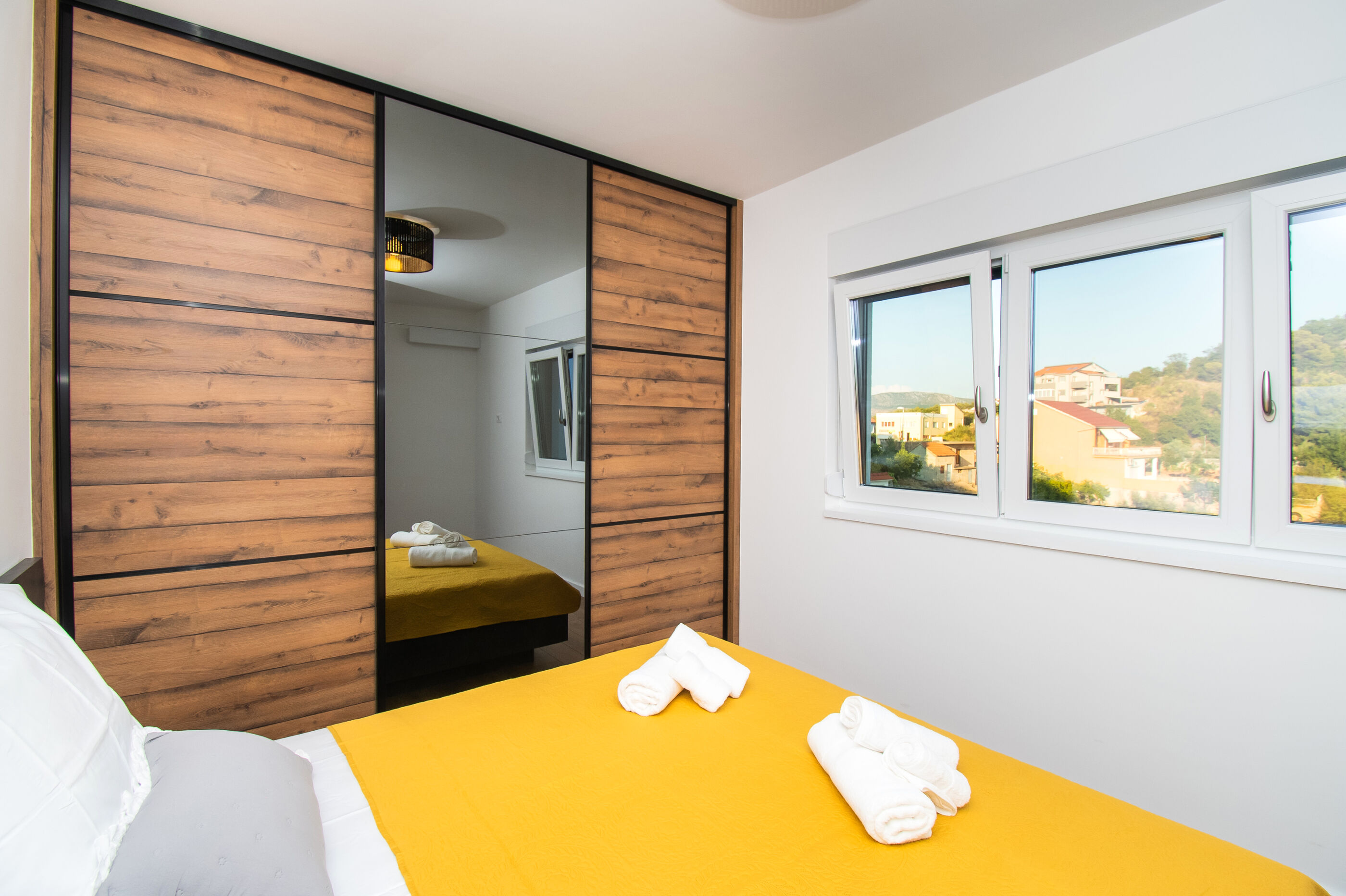 Apartments Luxury Golden Suites 89151-A4