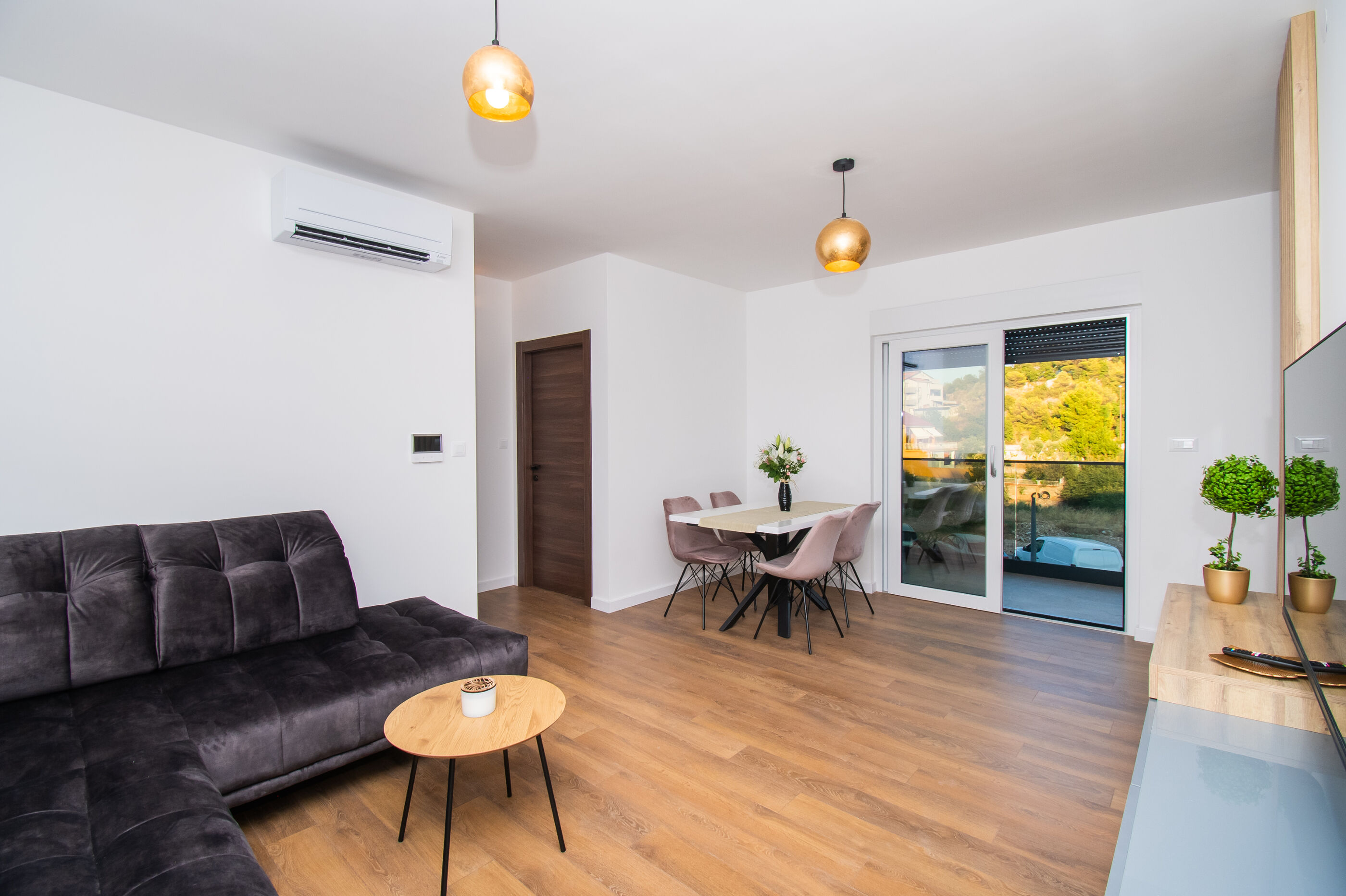 Apartments Luxury Golden Suites 89151-A4