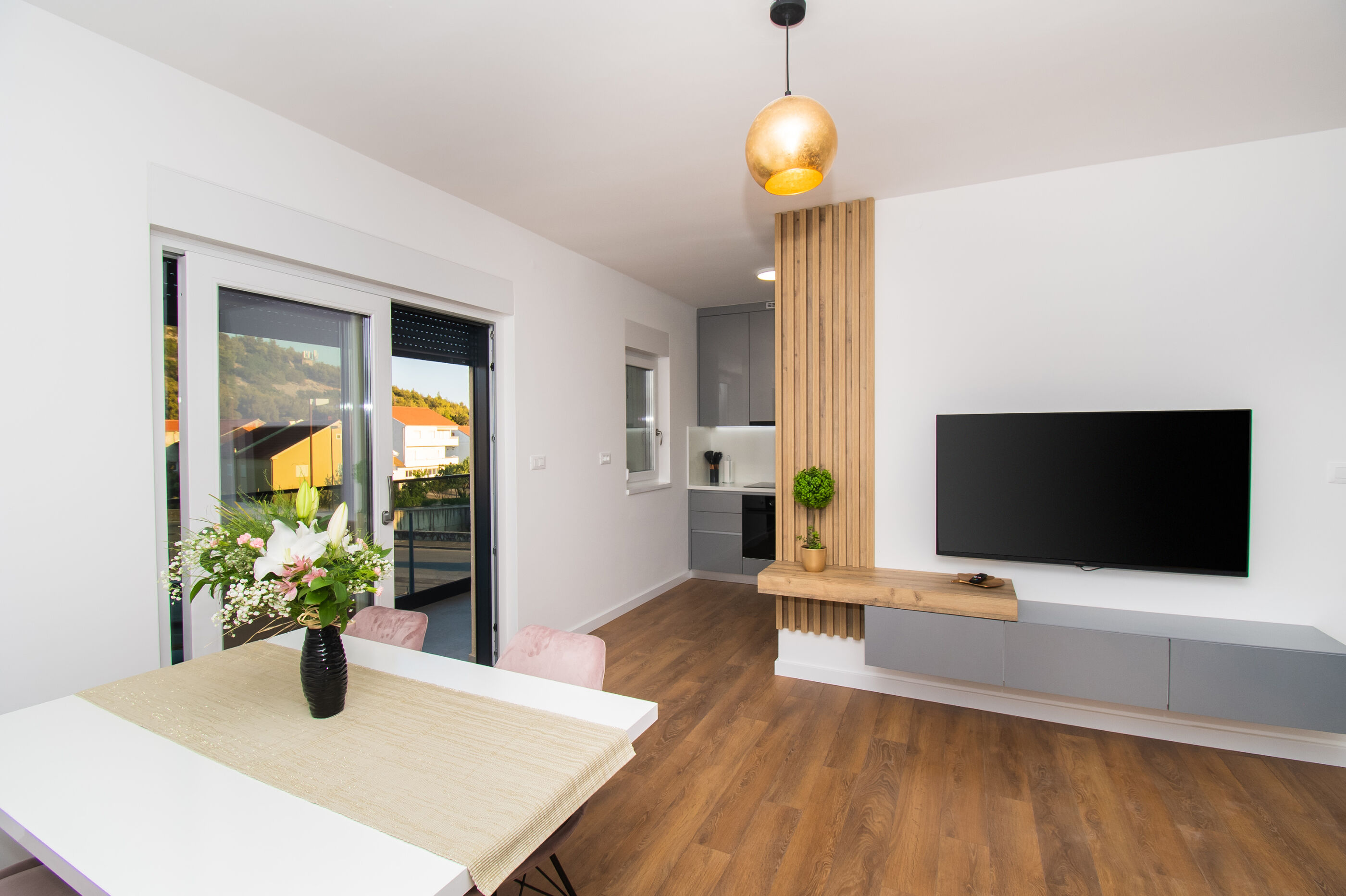 Apartments Luxury Golden Suites 89151-A4