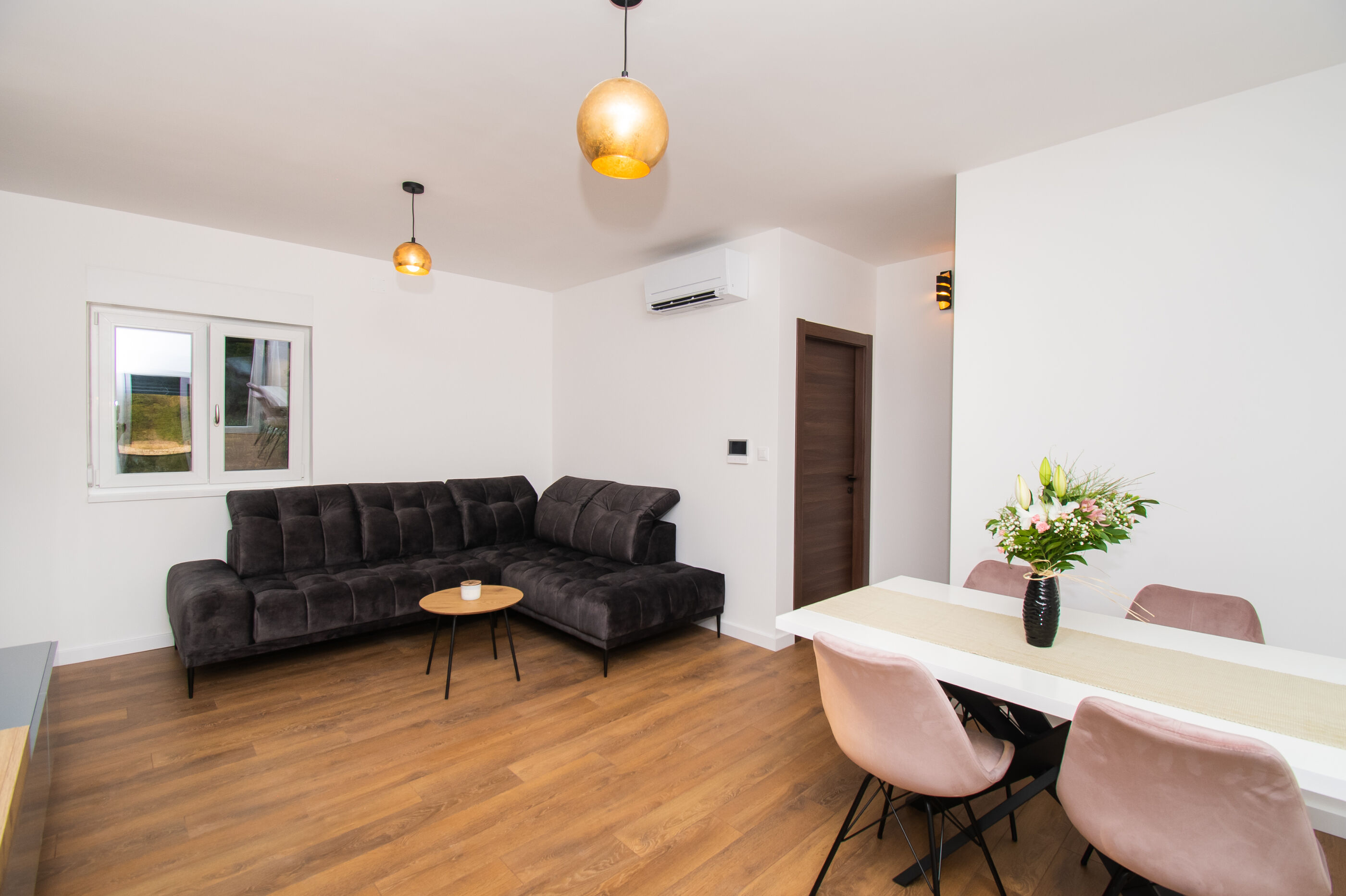 Apartments Luxury Golden Suites 89151-A4