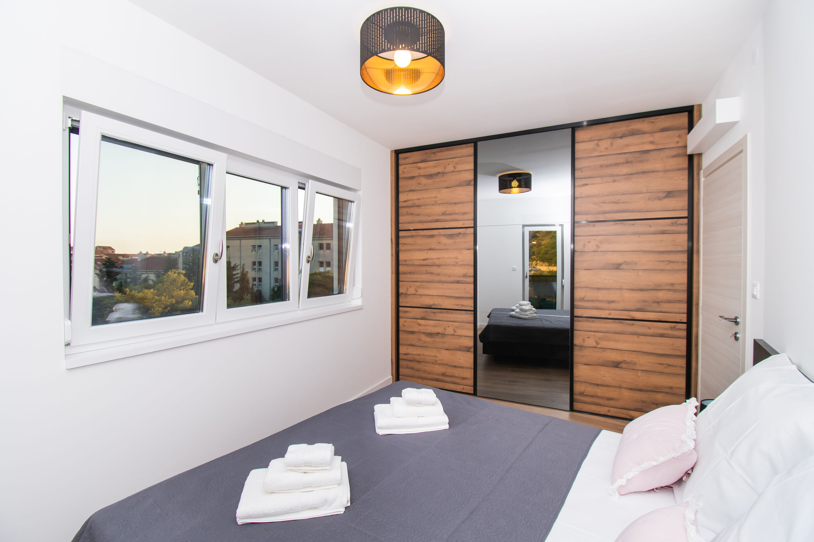 Apartments Luxury Golden Suites 89151-A3