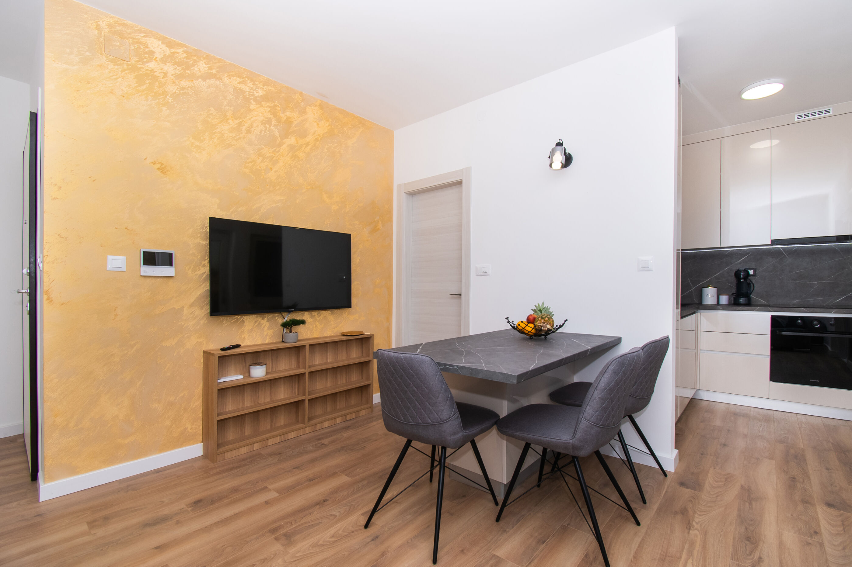 Apartments Luxury Golden Suites 89151-A3