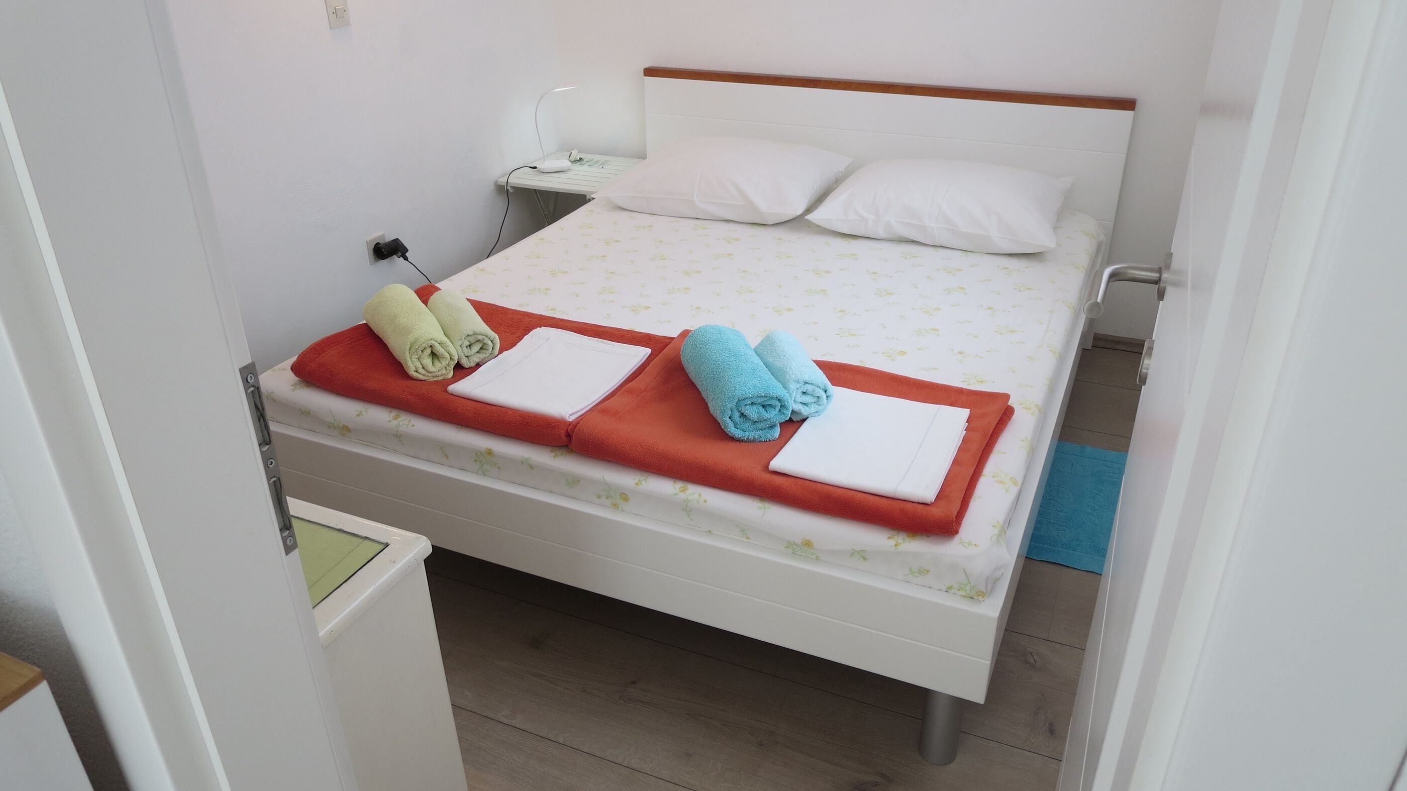 Apartments Orhideja 40489-A1