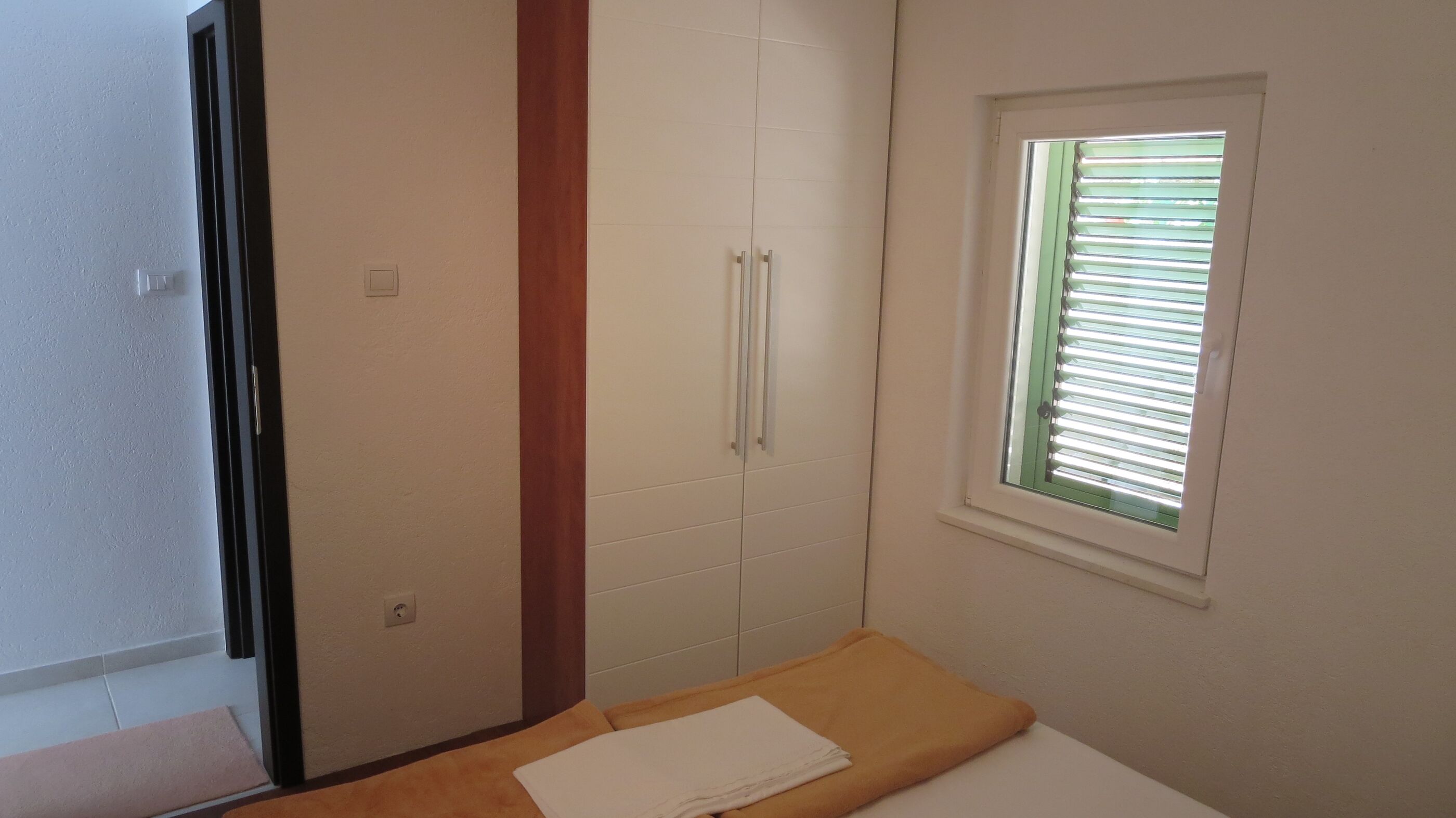 Apartments Orhideja 40489-A2