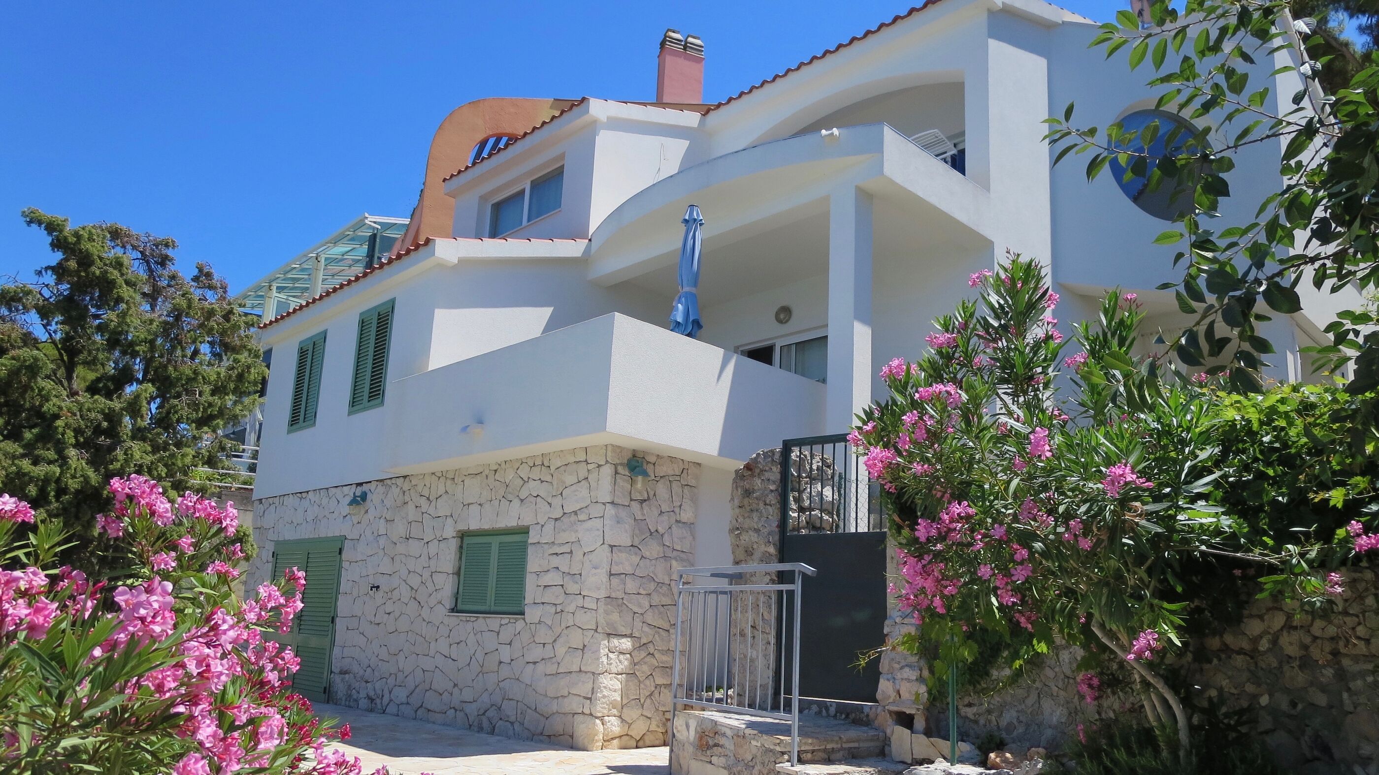 Apartments Orhideja 40489-A3