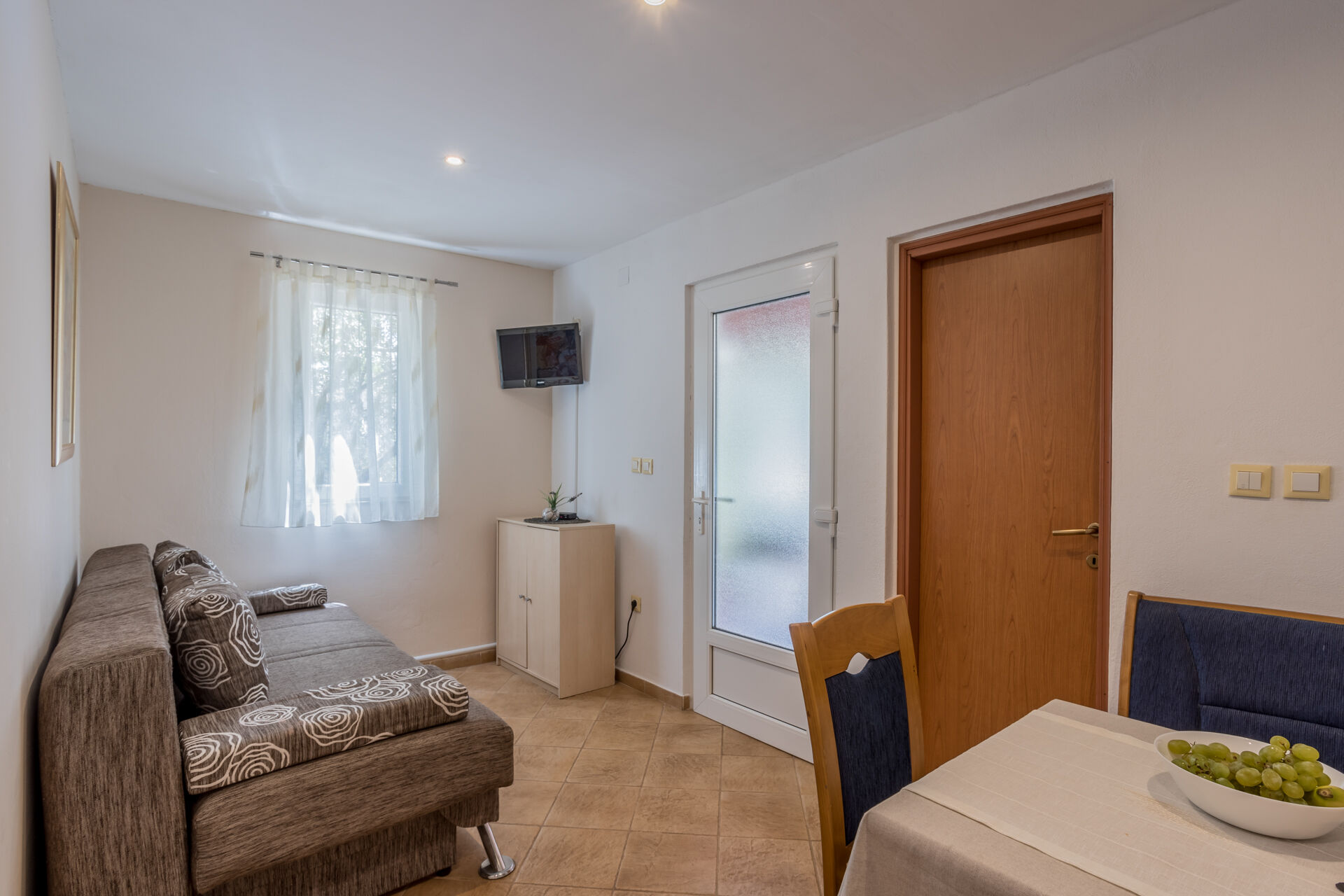 House Oliva 94016-K1