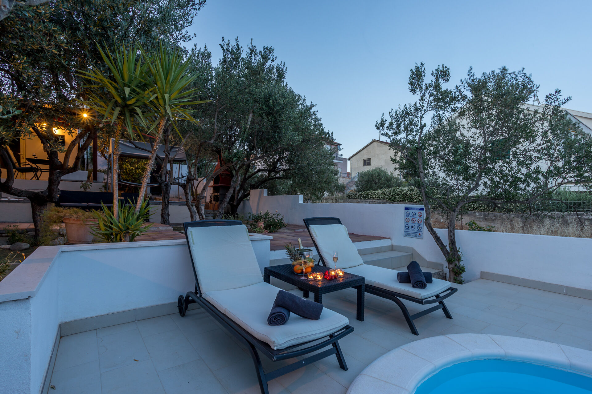 House Oliva 94016-K1