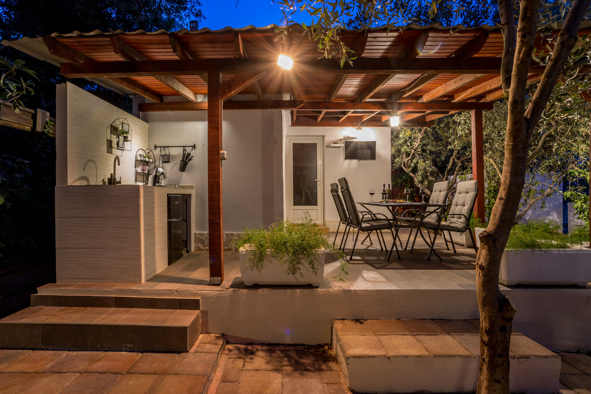House Oliva 94016-K1