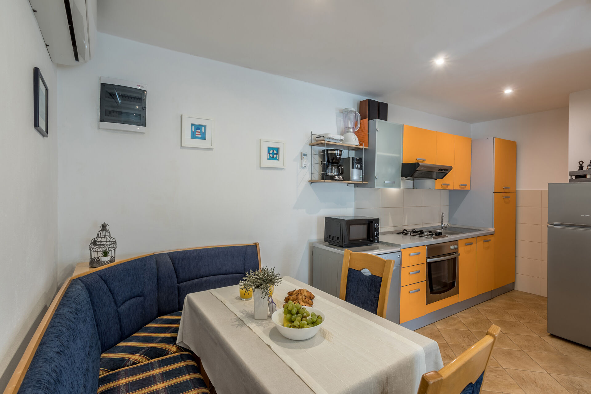House Oliva 94016-K1