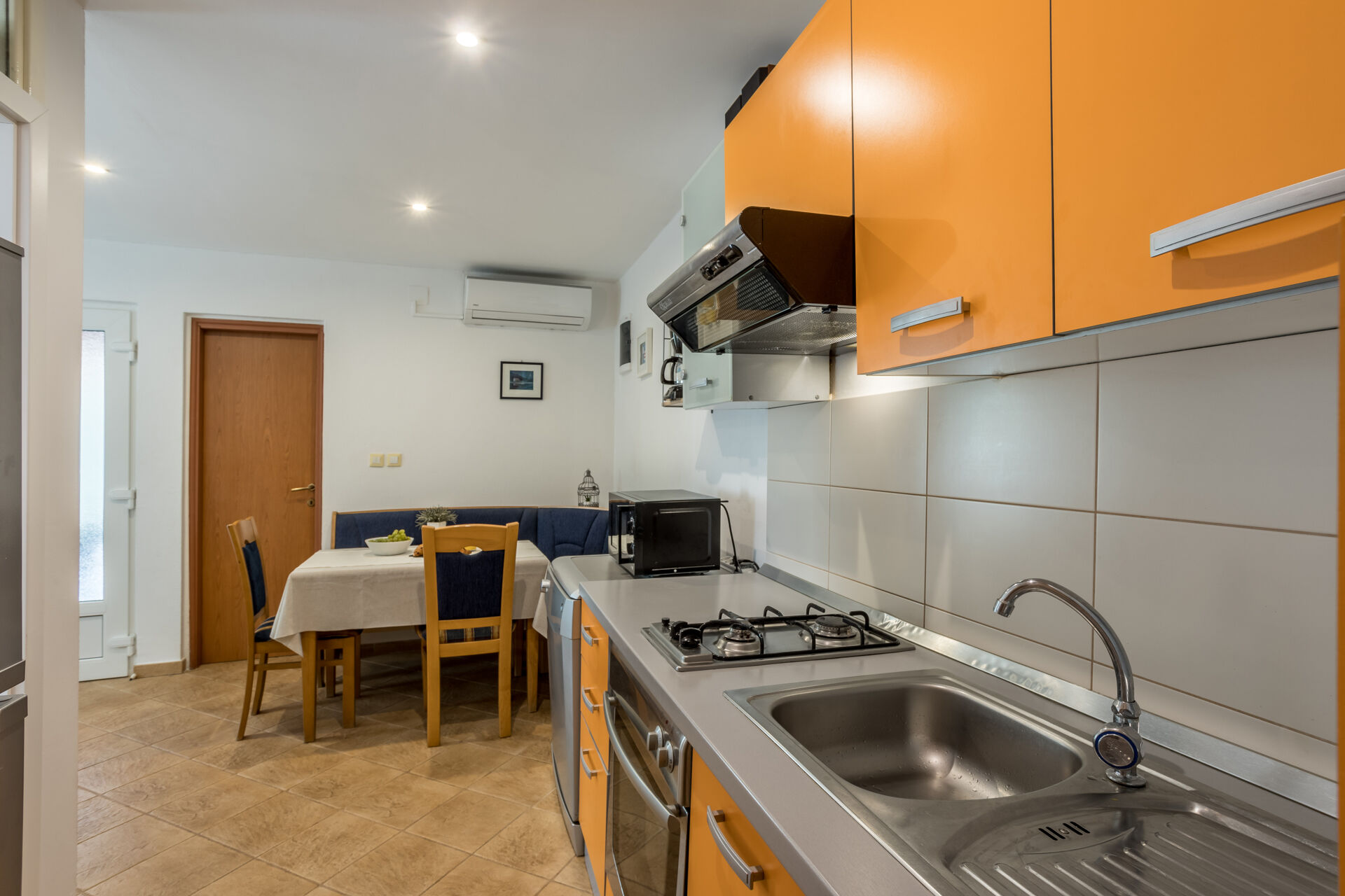 House Oliva 94016-K1