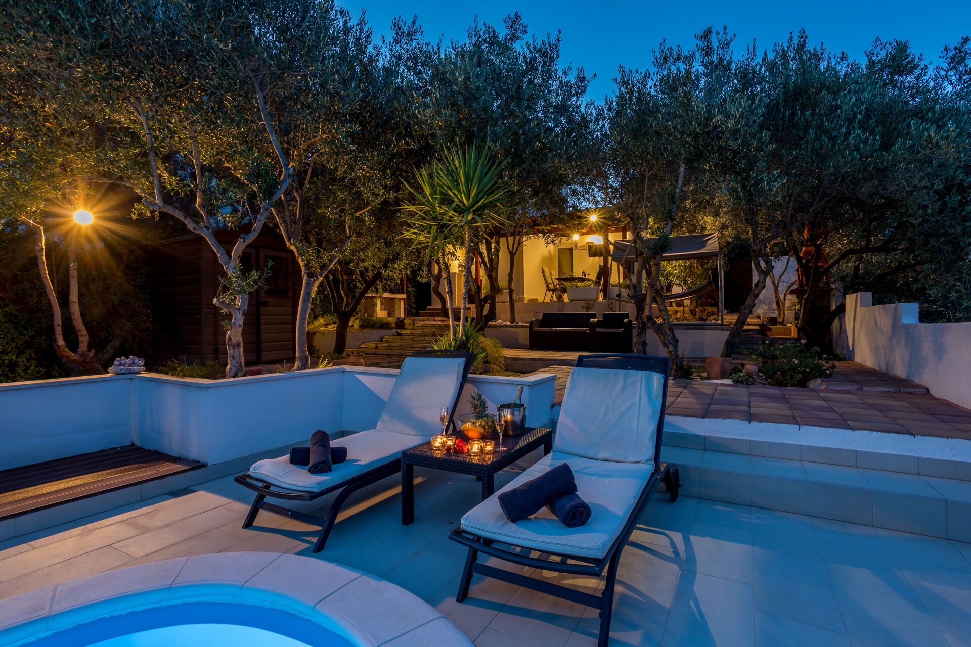 House Oliva 94016-K1