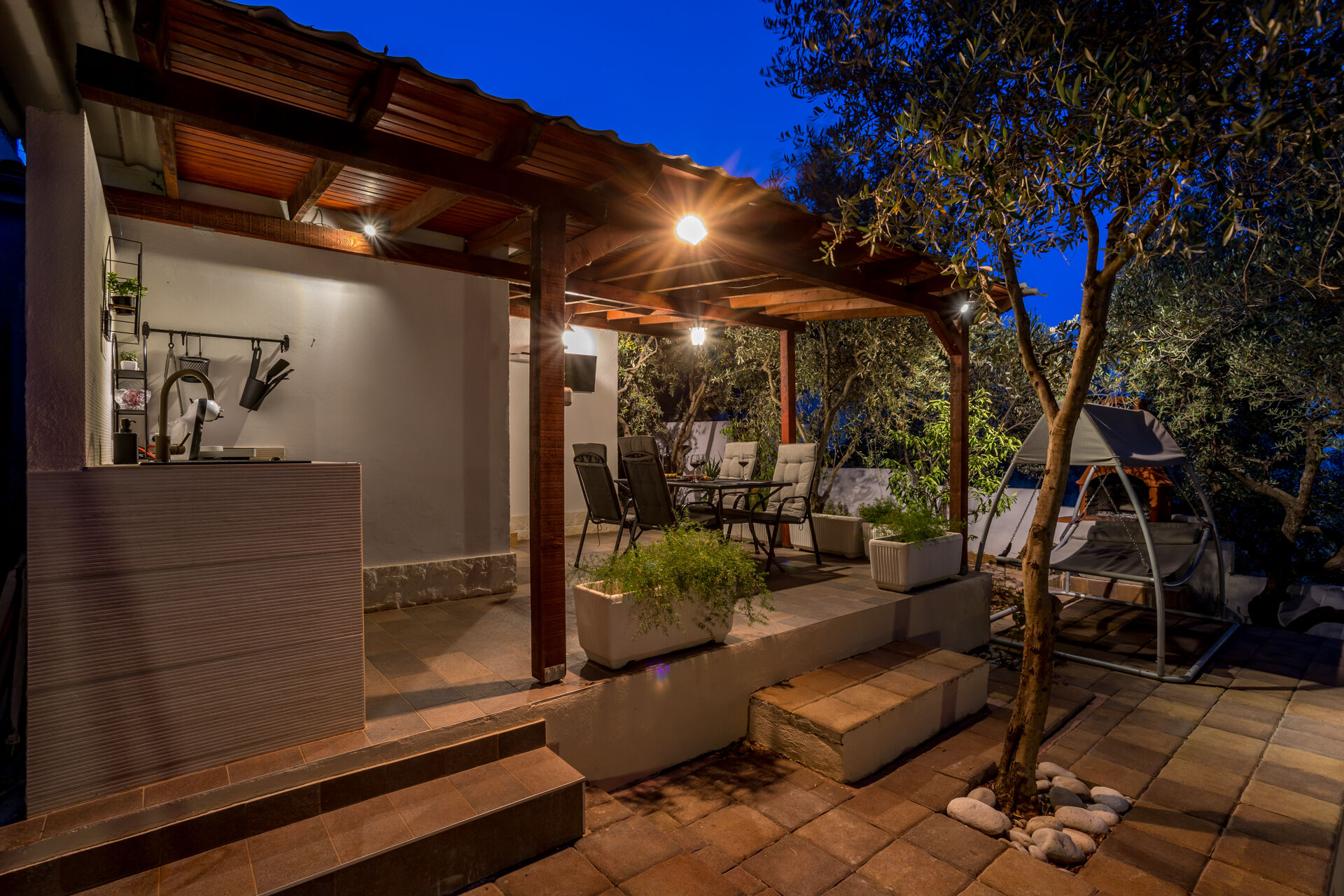 House Oliva 94016-K1