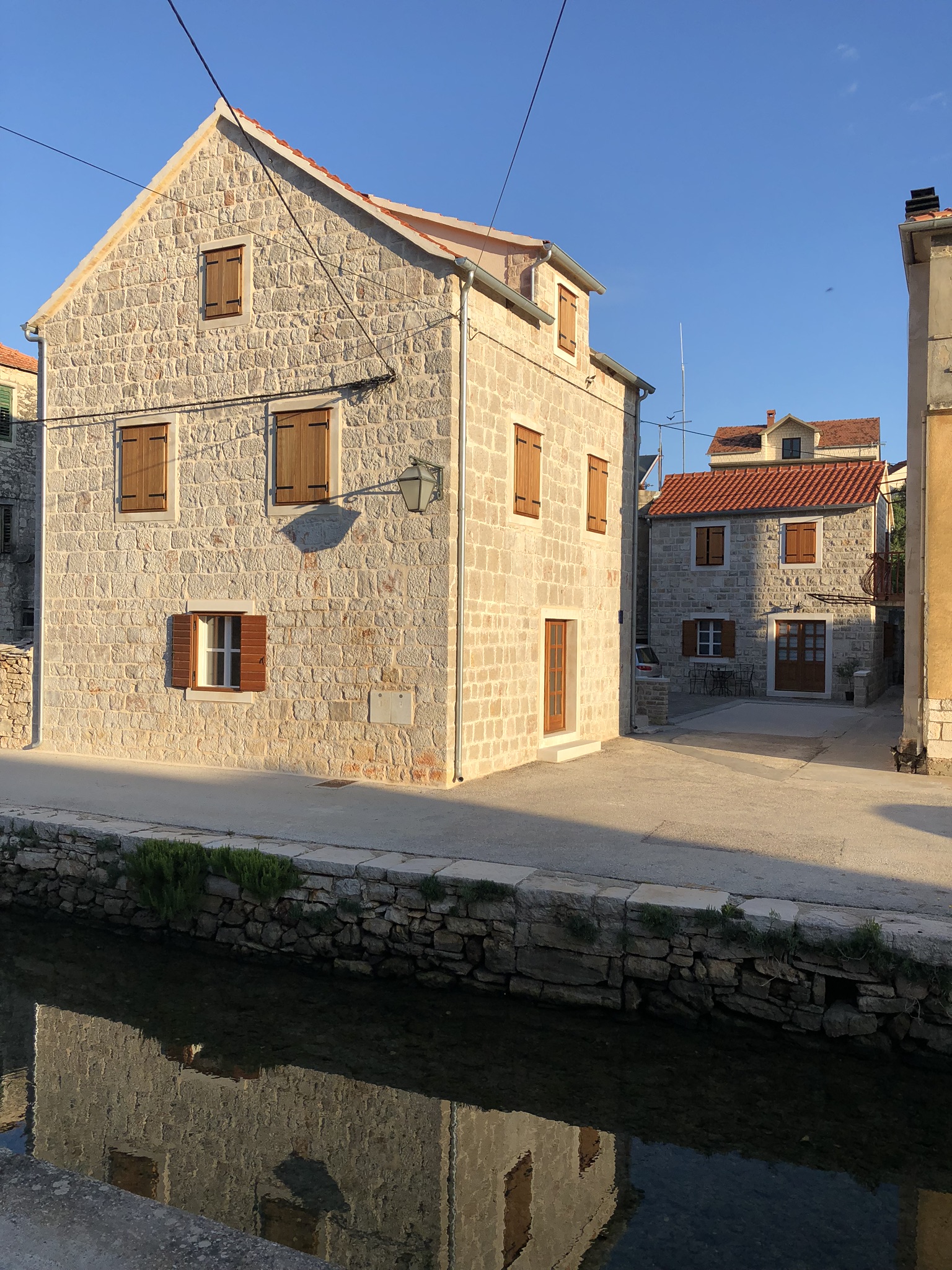 House Tia 11861-K1
